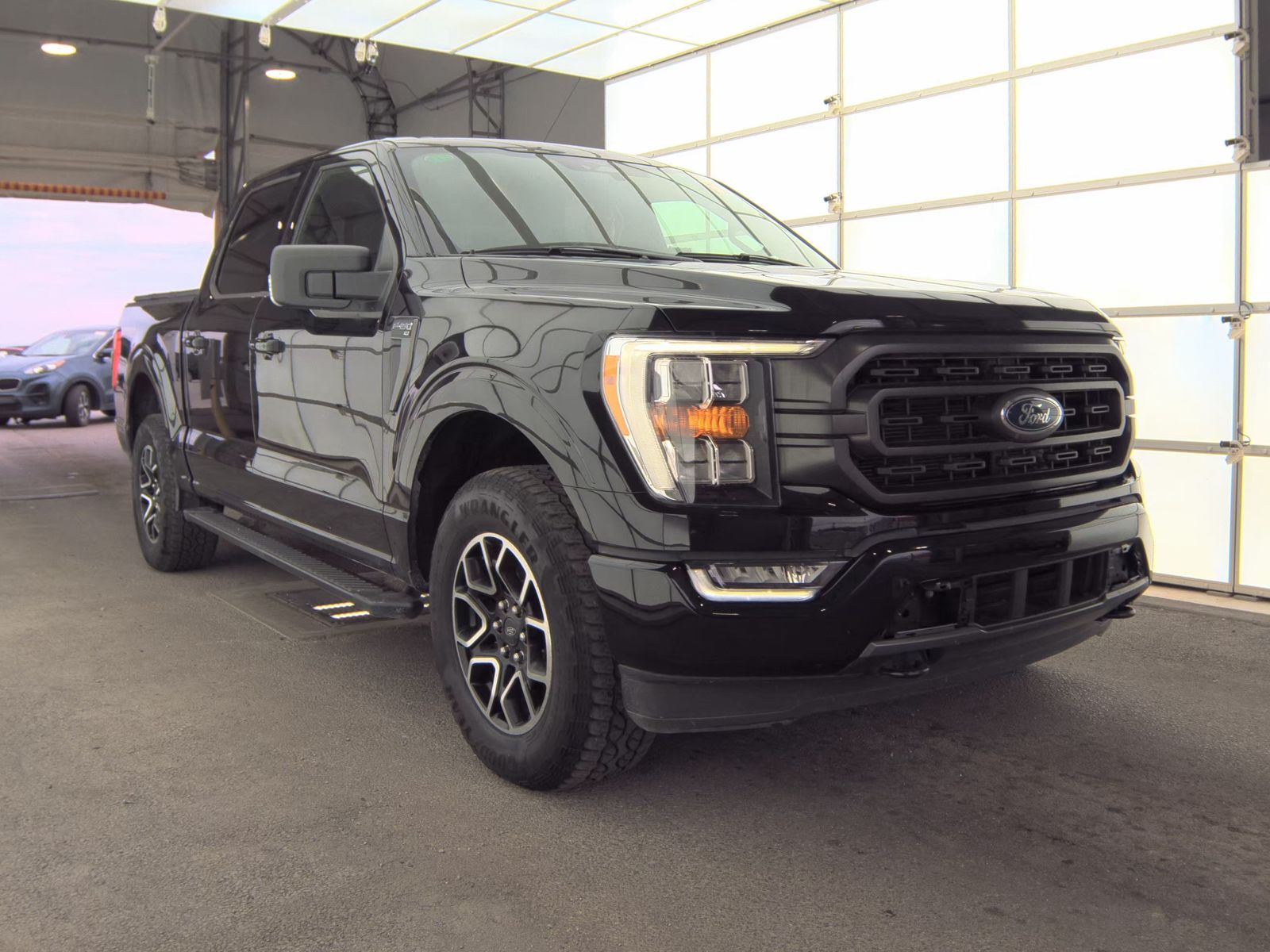 2023 Ford F-150 XLT AWD