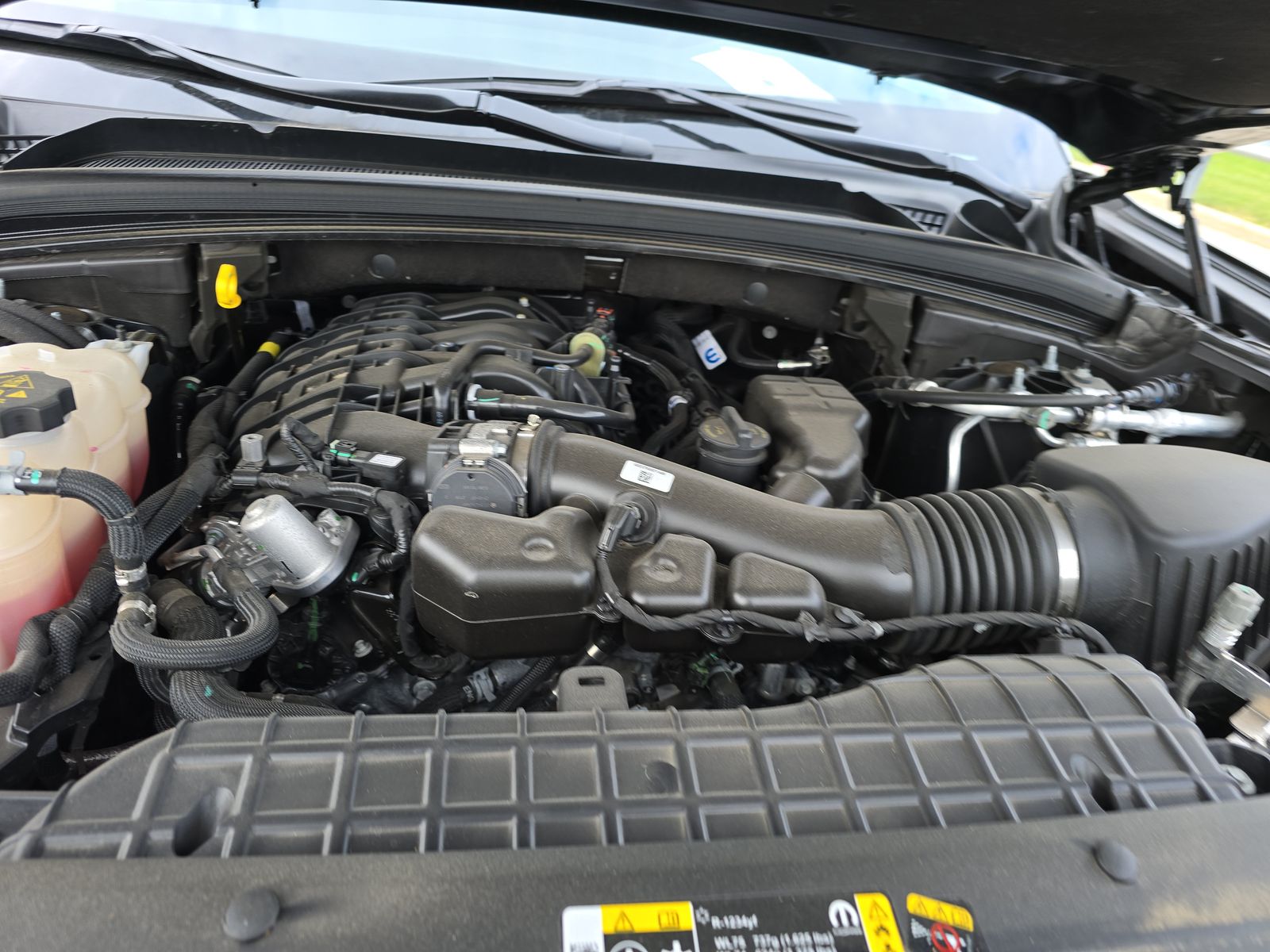 2025 Jeep Grand Cherokee Laredo AWD