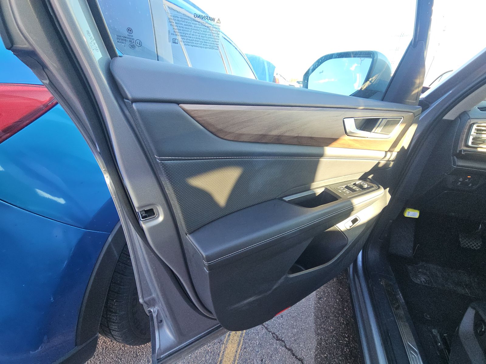 2025 Volkswagen Atlas 2.0T SE AWD