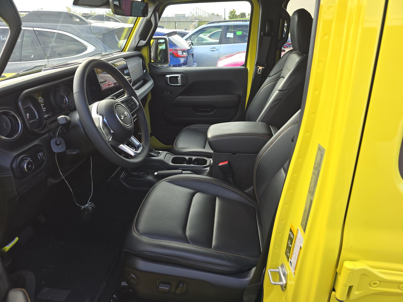 2024 Jeep Wrangler Sahara AWD