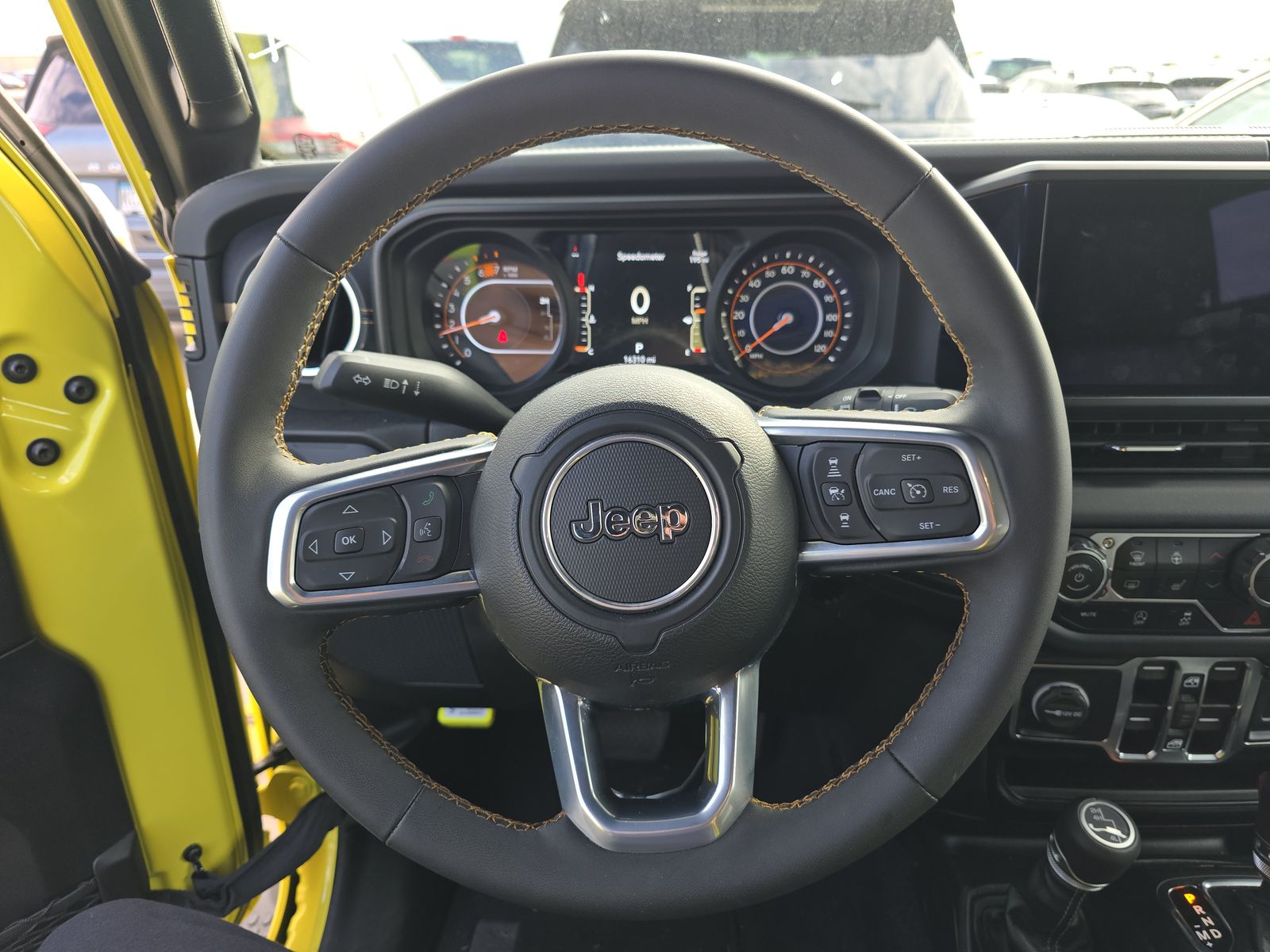 2024 Jeep Wrangler Sahara AWD