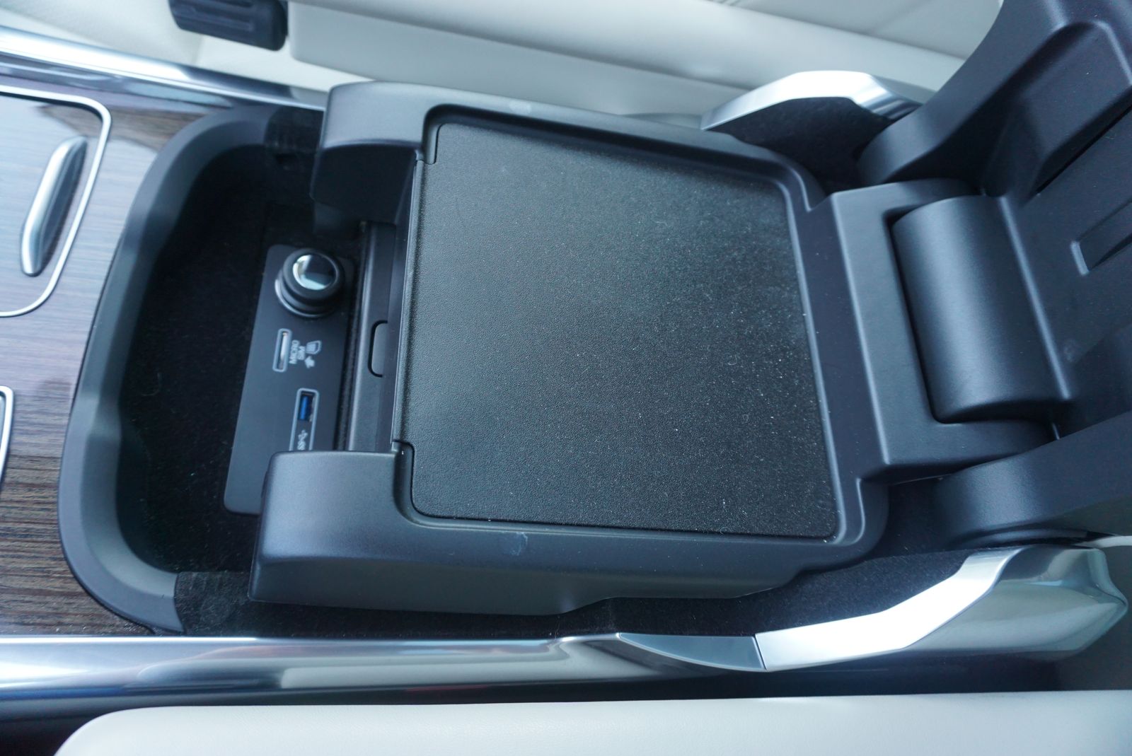 2019 Land Rover Range Rover Sport Supercharged Dynamic AWD