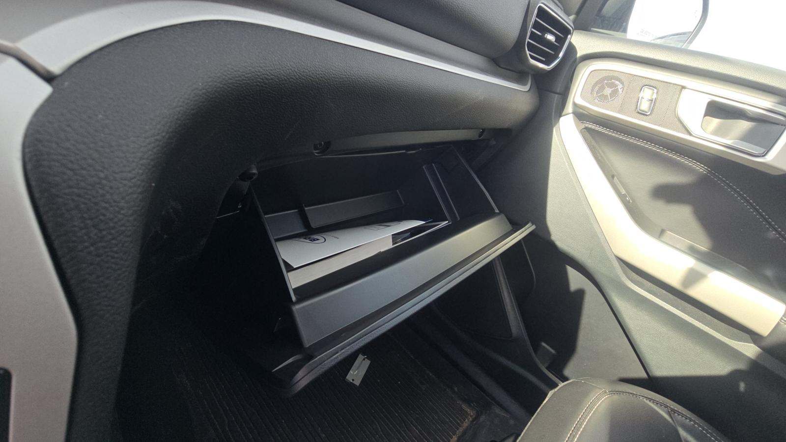 2023 Ford Explorer XLT AWD