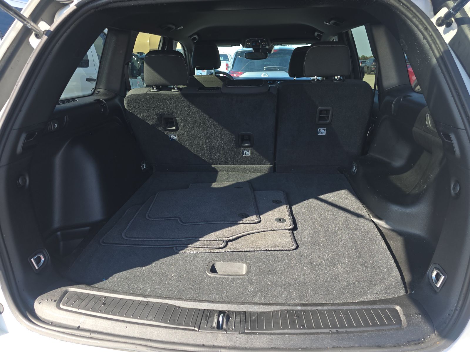 2024 Jeep Grand Cherokee Laredo AWD