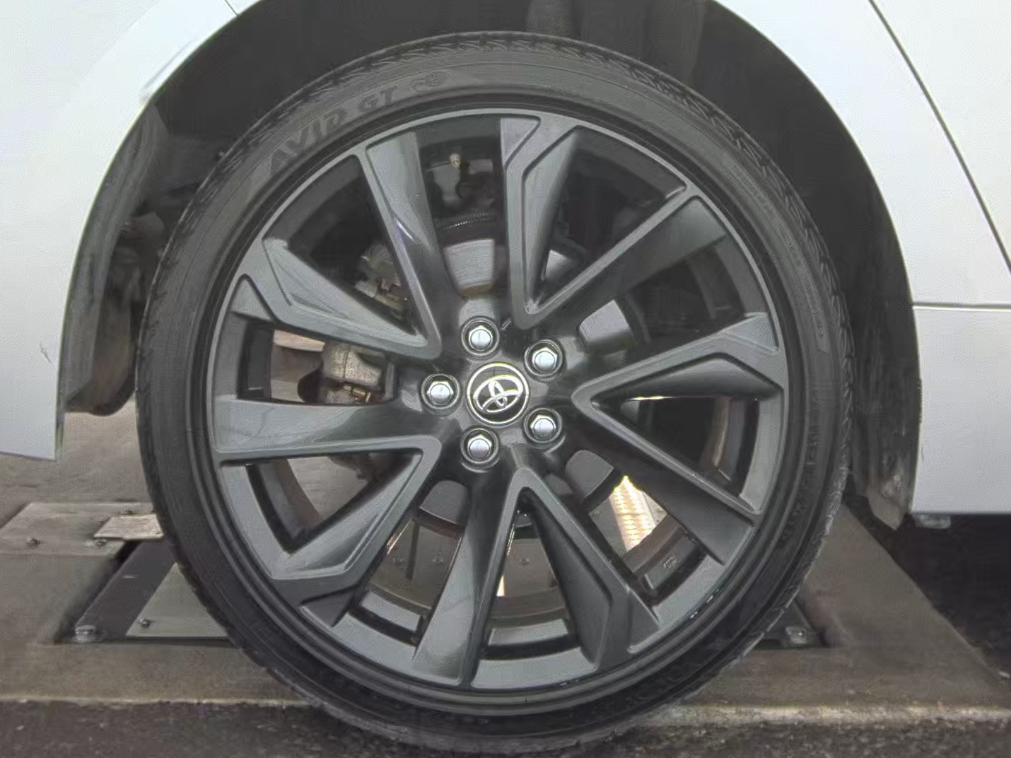 2023 Toyota Corolla Hybrid SE FWD