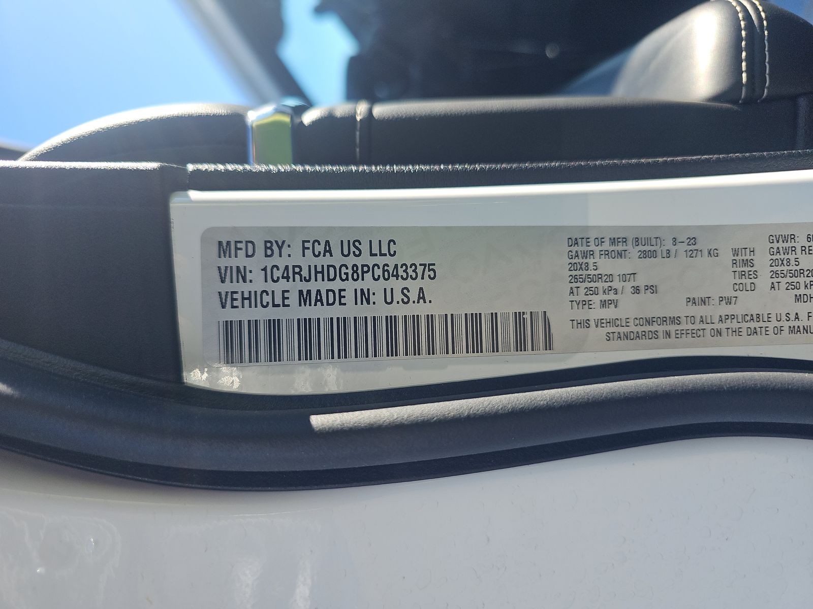 2023 Jeep Grand Cherokee Overland AWD