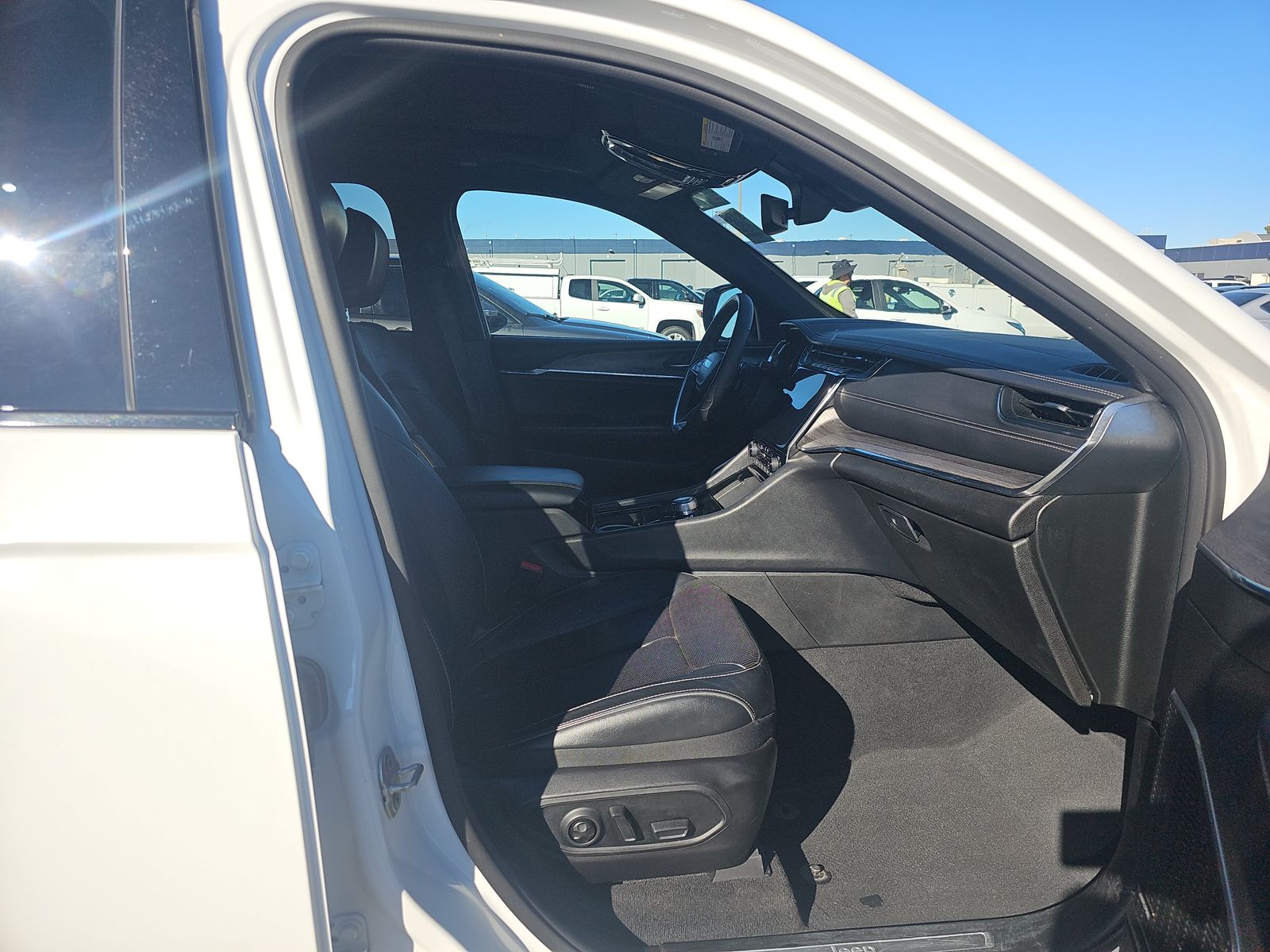 2023 Jeep Grand Cherokee Overland AWD