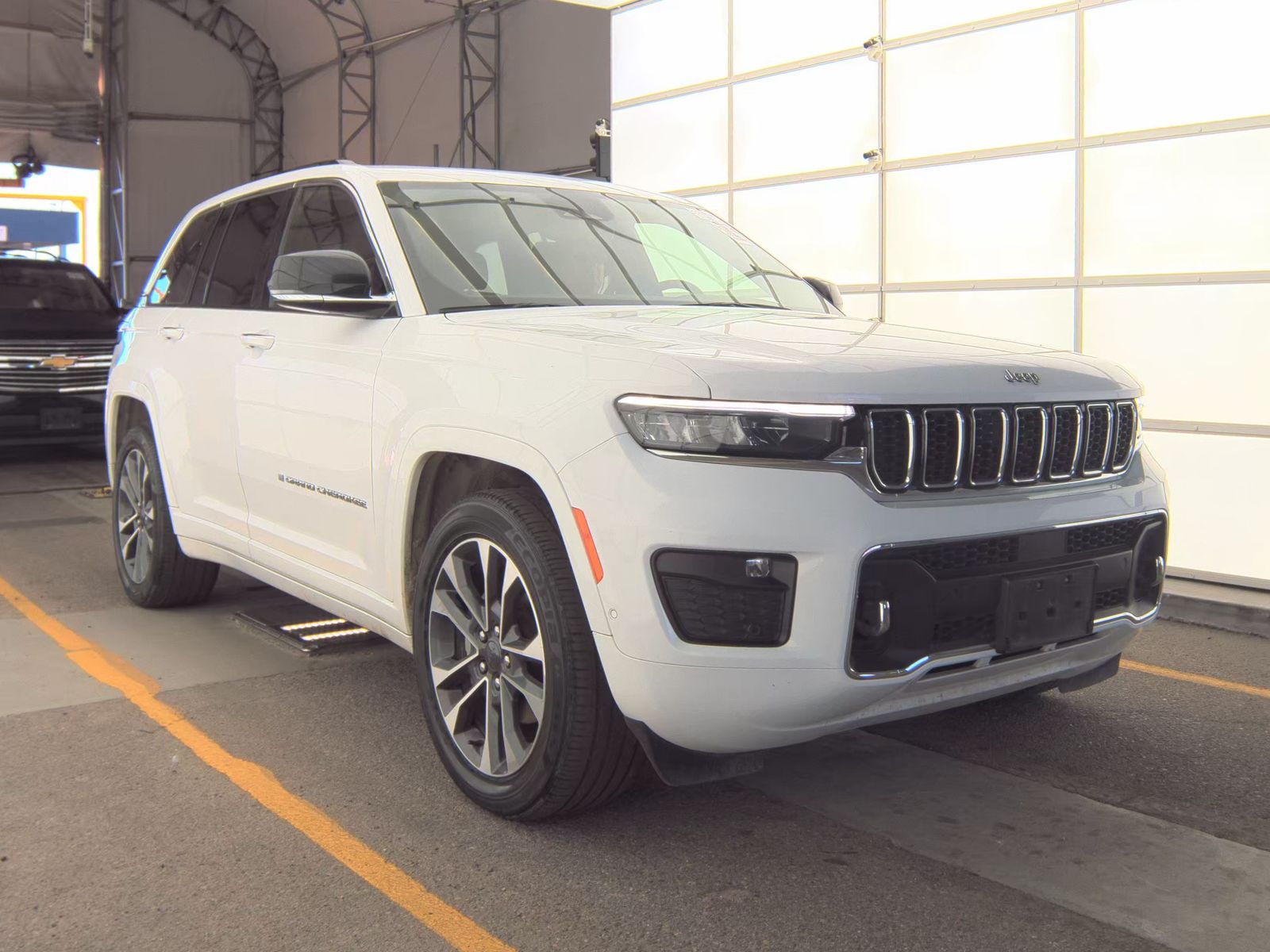 2023 Jeep Grand Cherokee Overland AWD