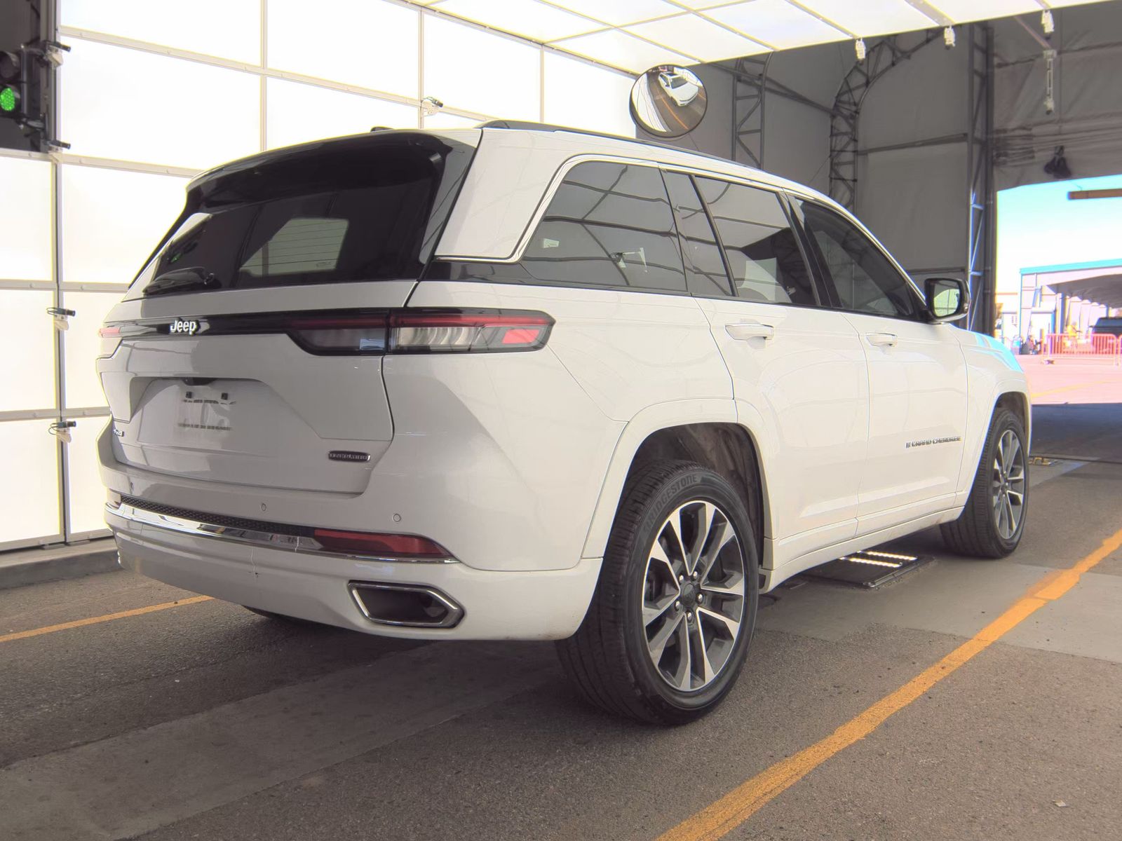 2023 Jeep Grand Cherokee Overland AWD