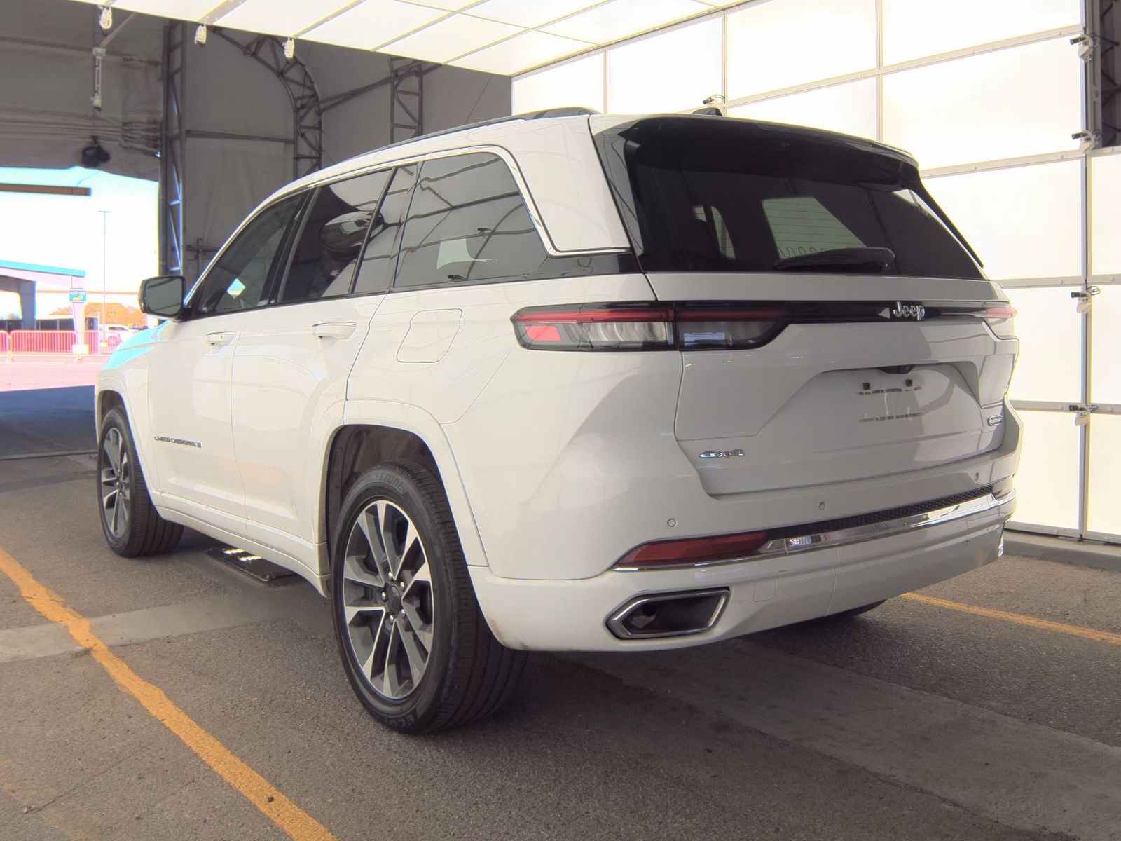 2023 Jeep Grand Cherokee Overland AWD