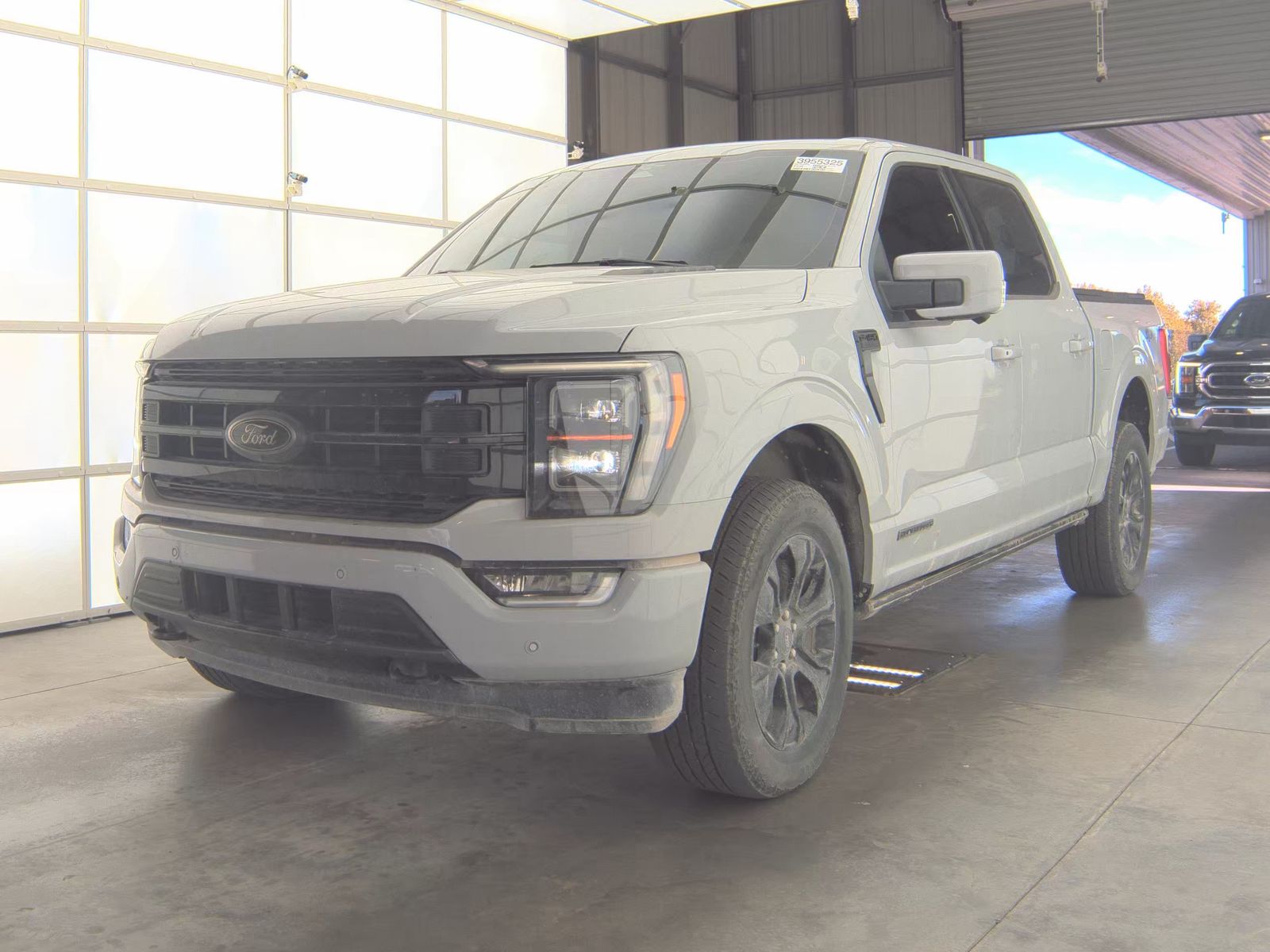 2023 Ford F-150 Hybrid Lariat AWD