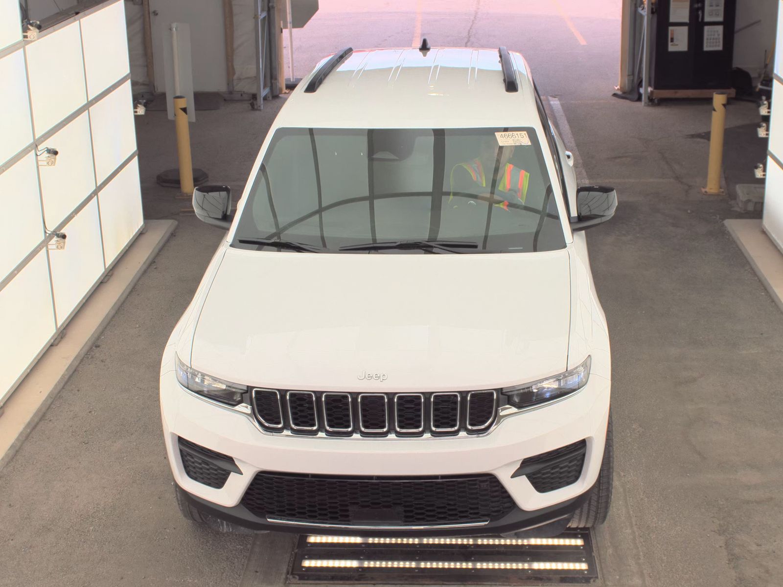 2024 Jeep Grand Cherokee Laredo AWD