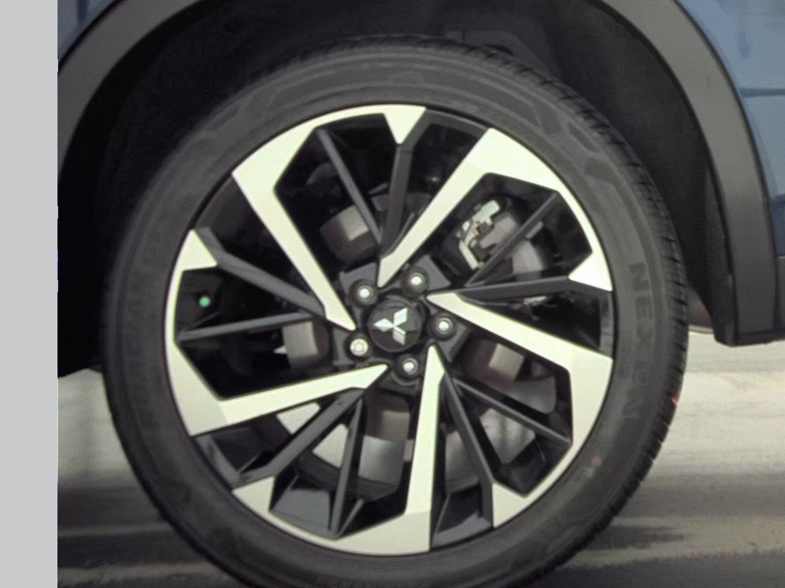 2024 Mitsubishi Outlander SE FWD