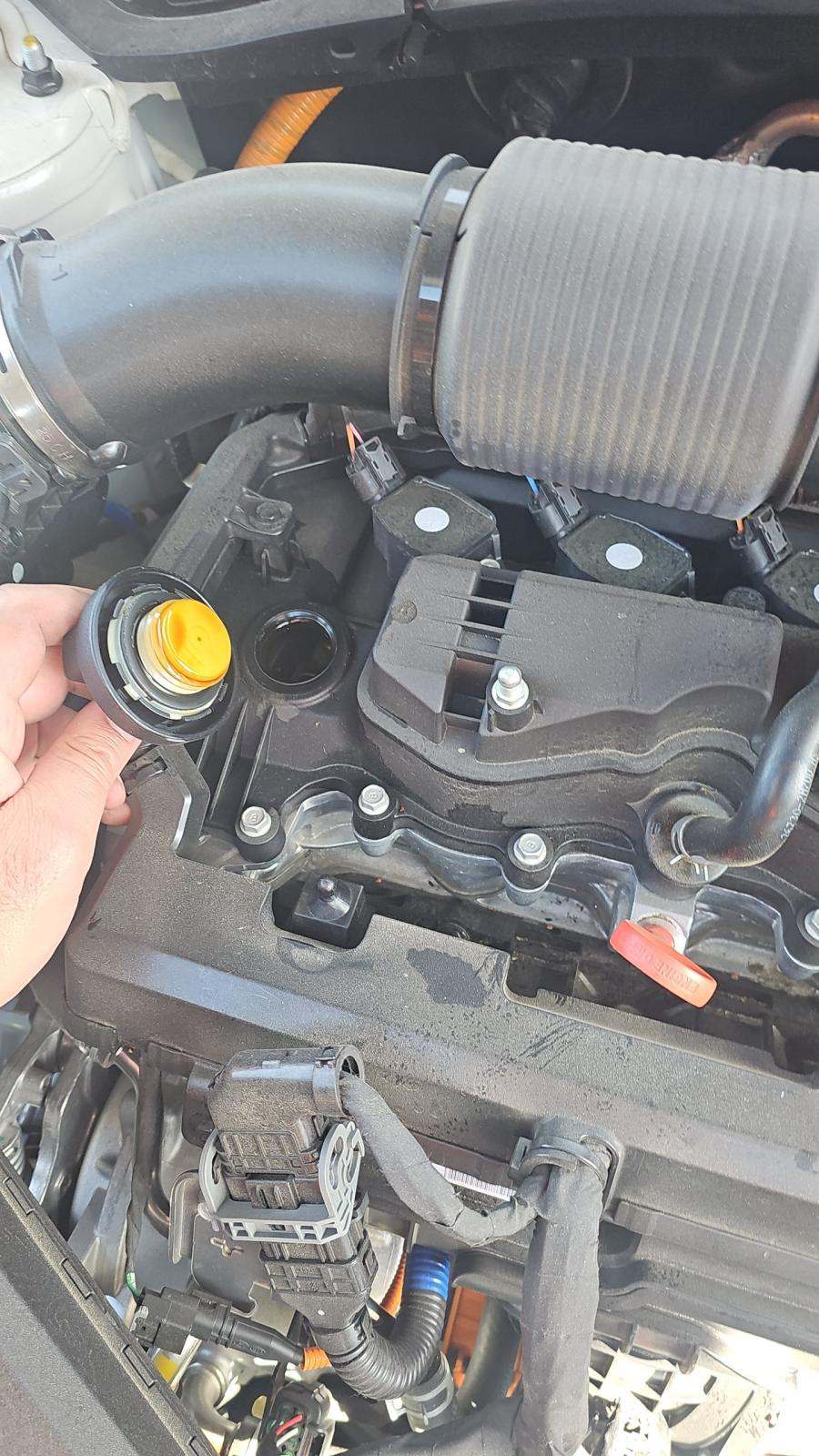 2025 Kia Sportage Hybrid EX AWD