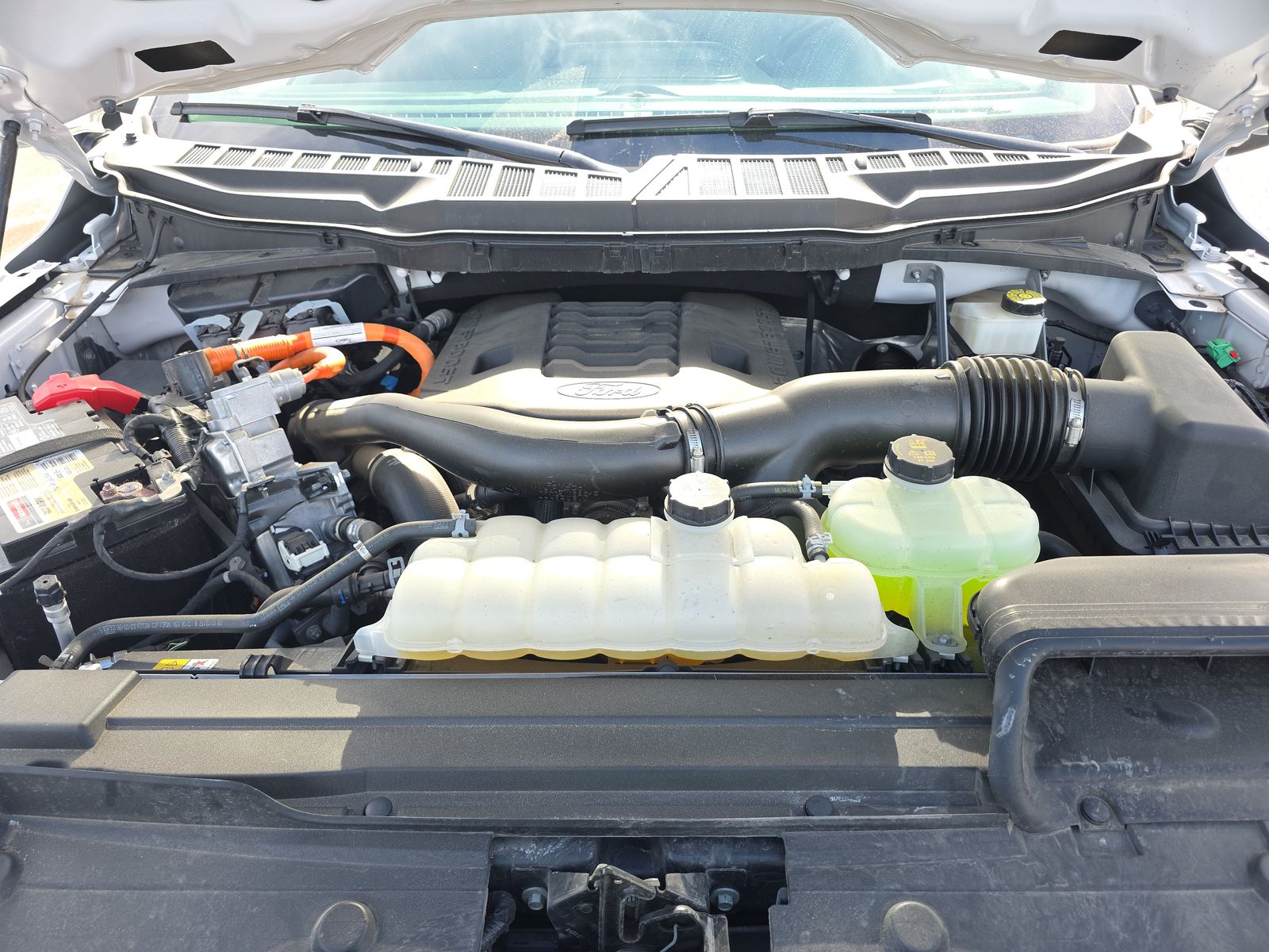 2023 Ford F-150 Hybrid XLT AWD