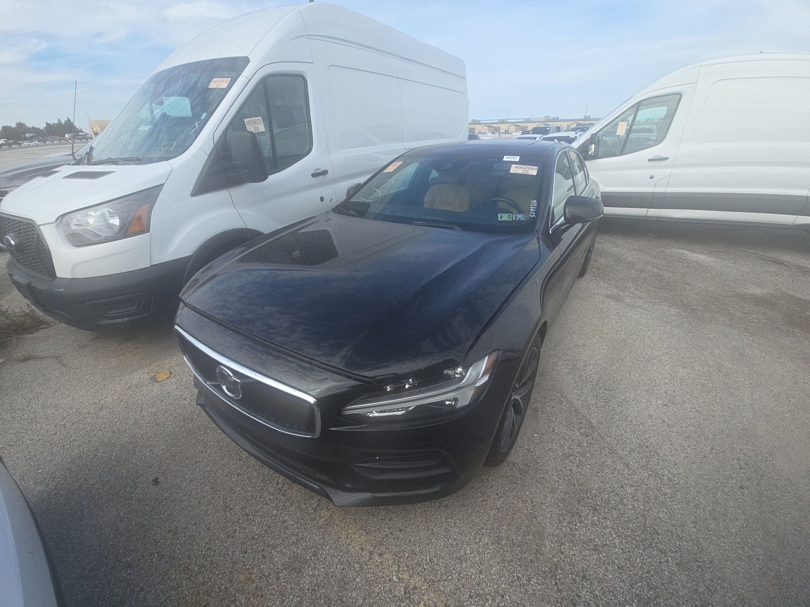 2017 Volvo S90 T6 Momentum AWD