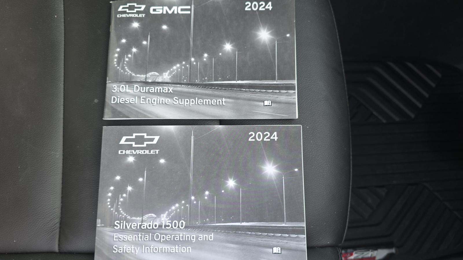 2024 Chevrolet Silverado 1500 RST AWD