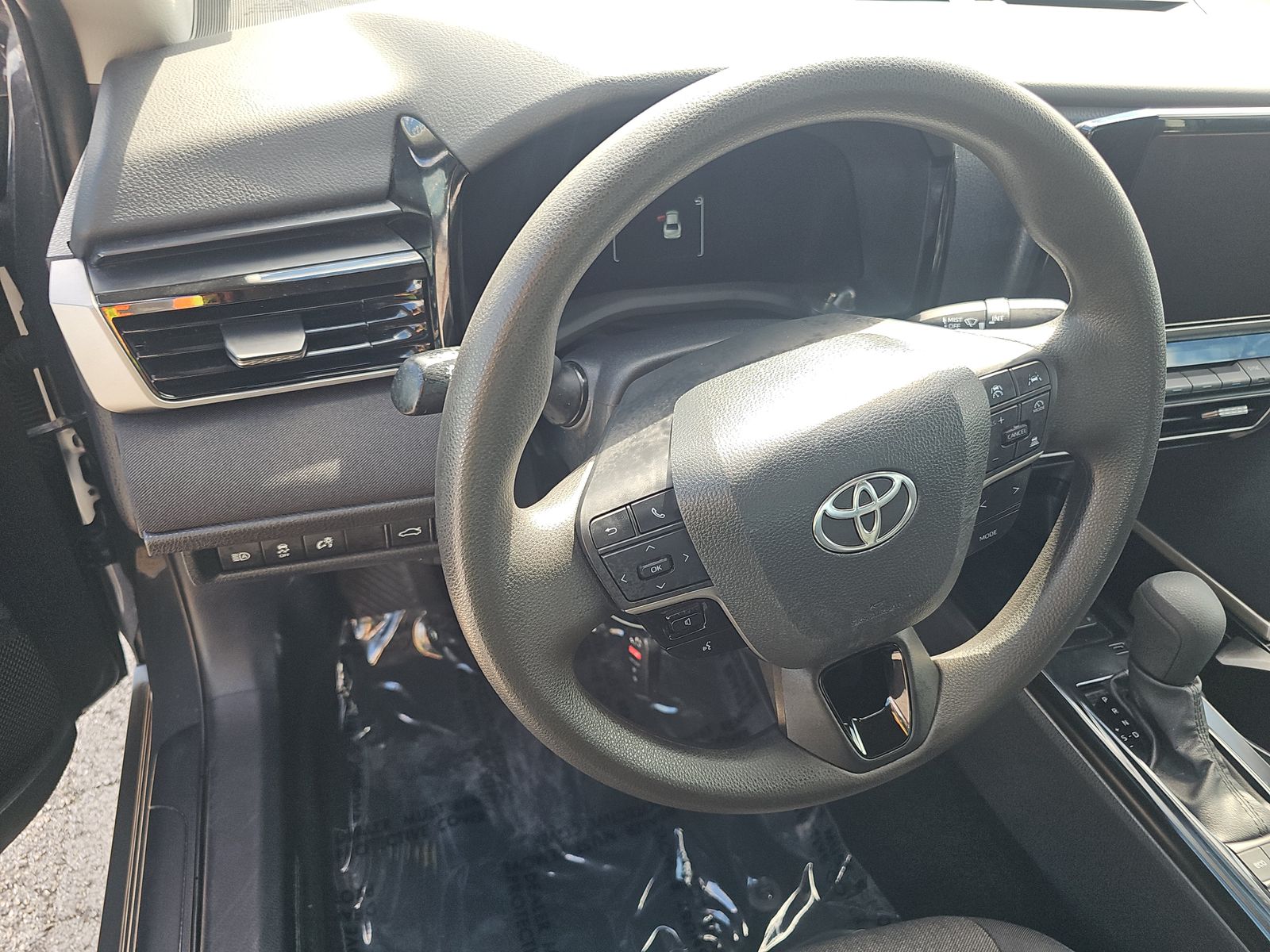 2025 Toyota Camry LE FWD