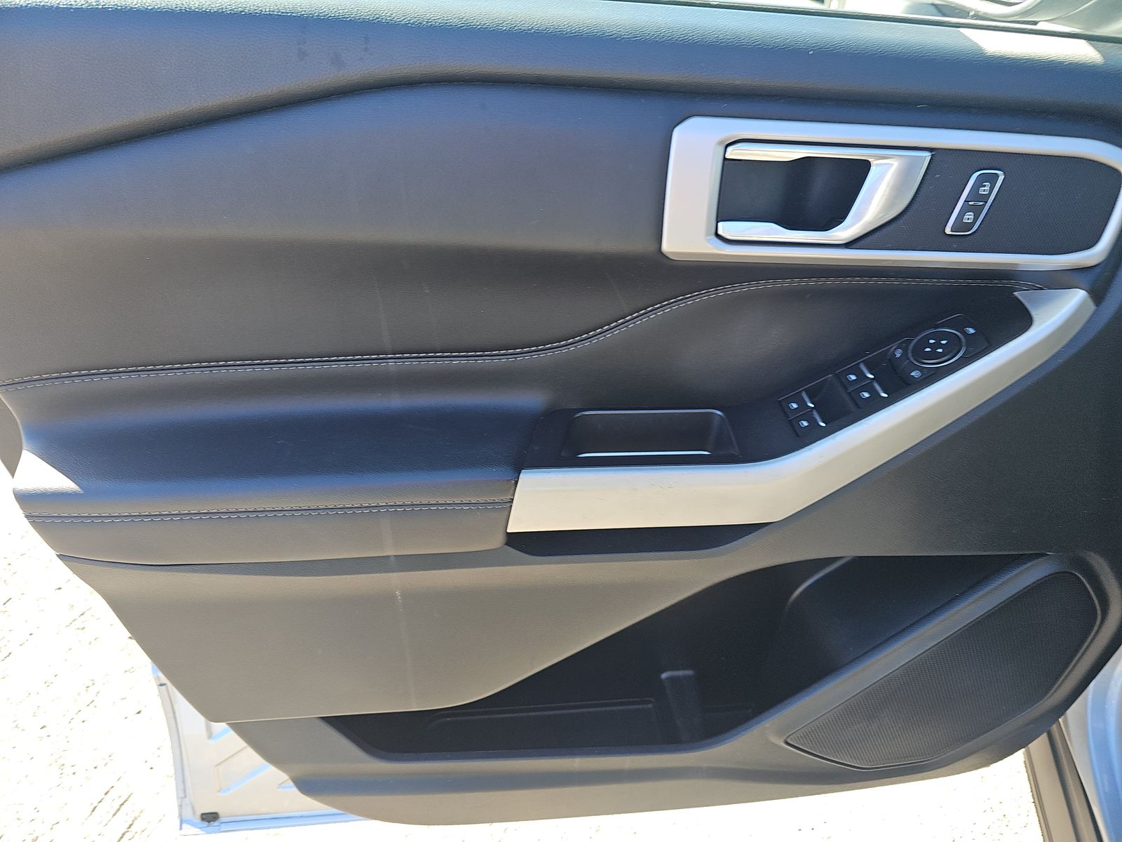 2022 Ford Explorer XLT AWD