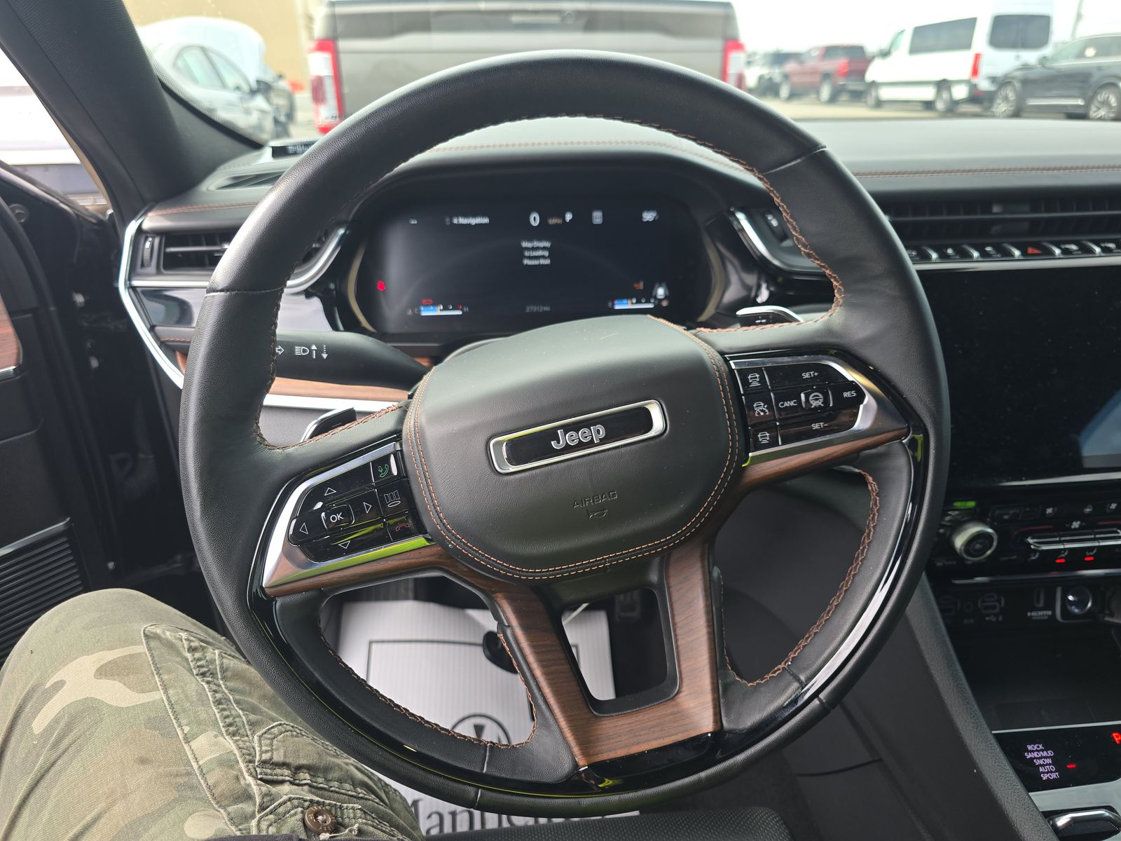 2023 Jeep Grand Cherokee Summit AWD