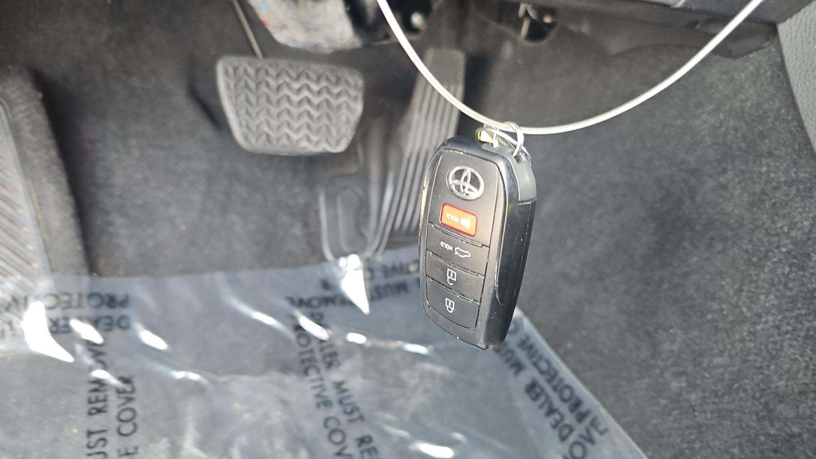 2025 Toyota Camry LE FWD