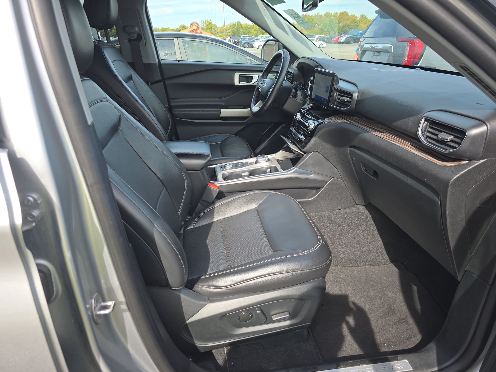 2023 Ford Explorer Limited AWD