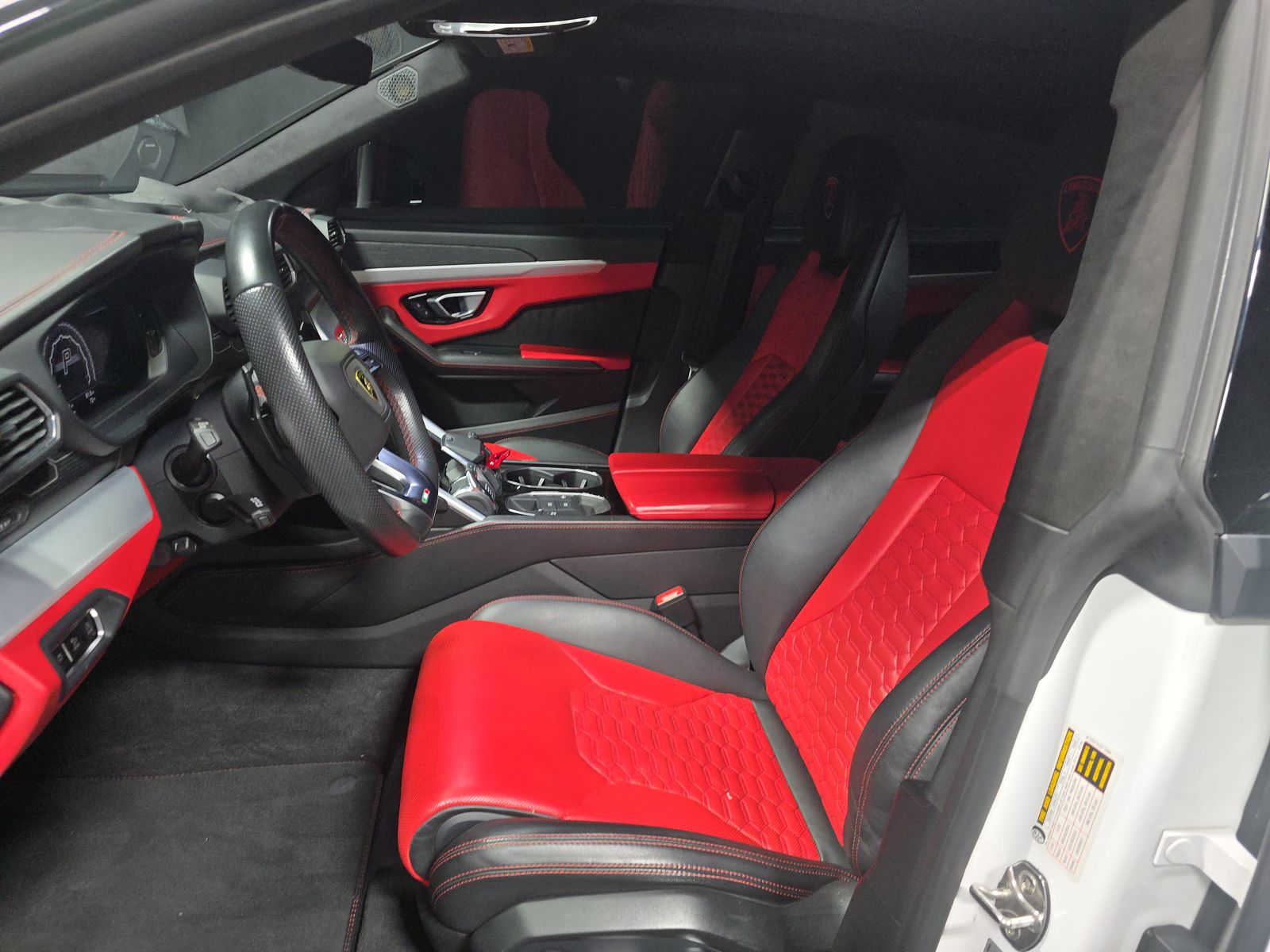 2019 Lamborghini Urus Base AWD