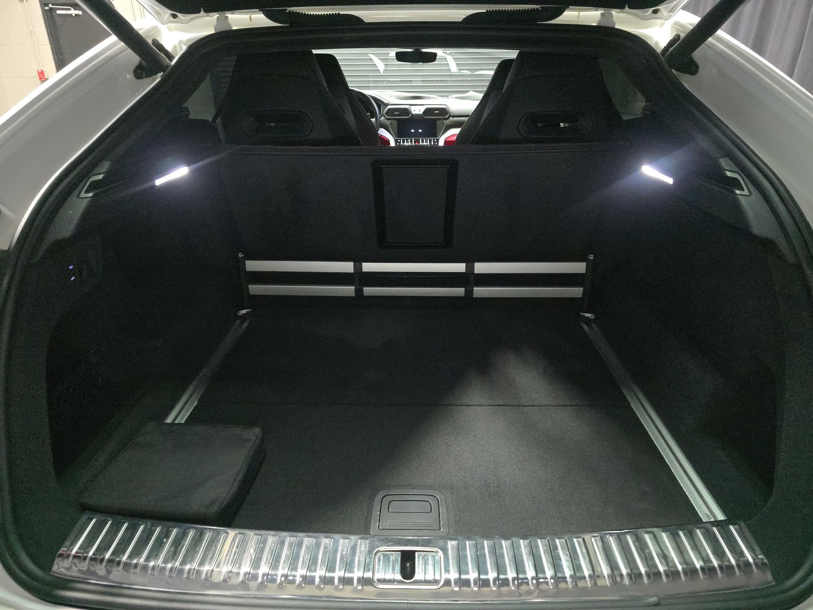 2019 Lamborghini Urus Base AWD