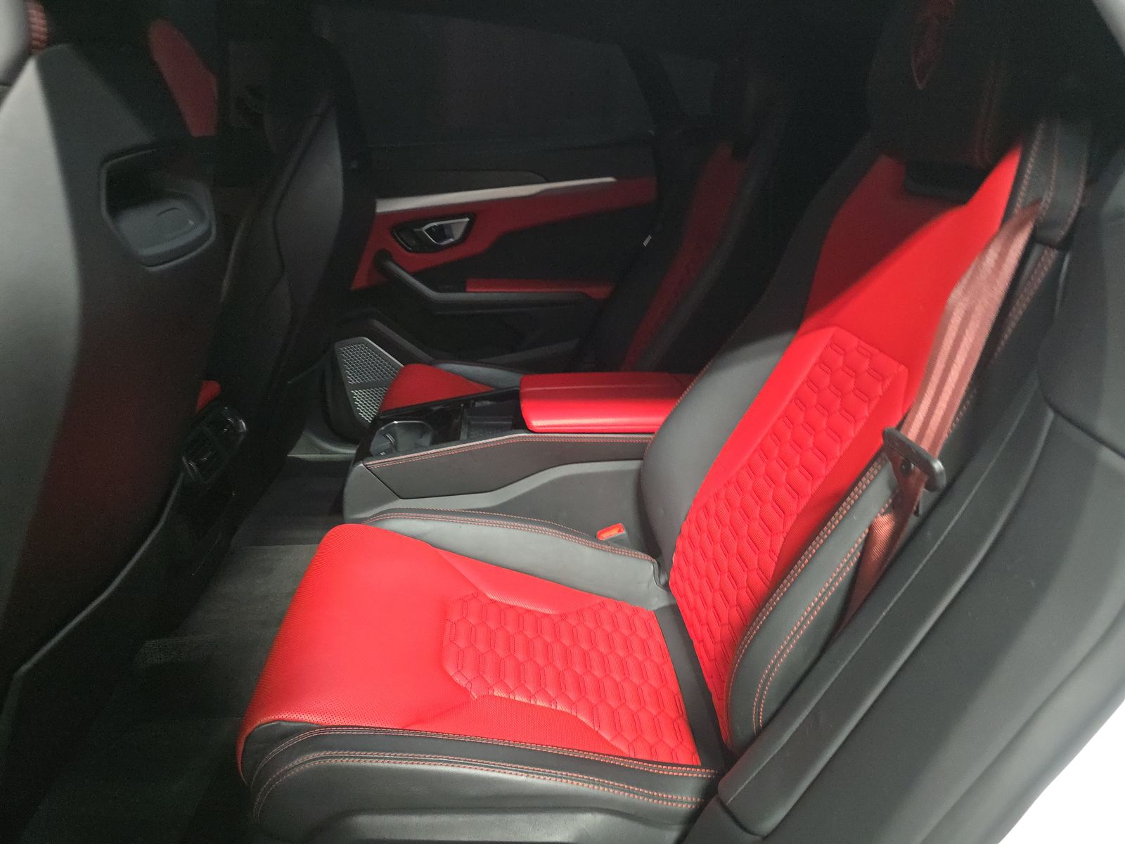 2019 Lamborghini Urus Base AWD