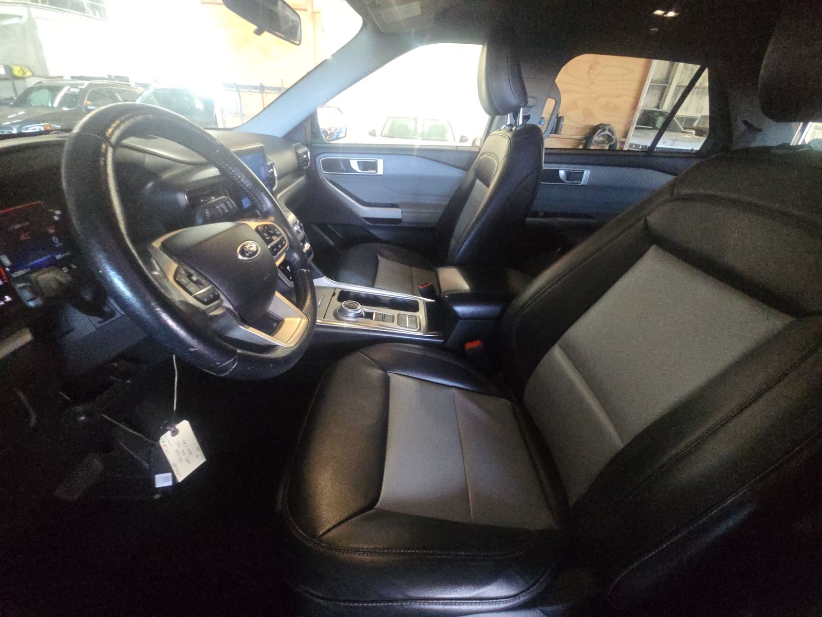 2022 Ford Explorer XLT RWD