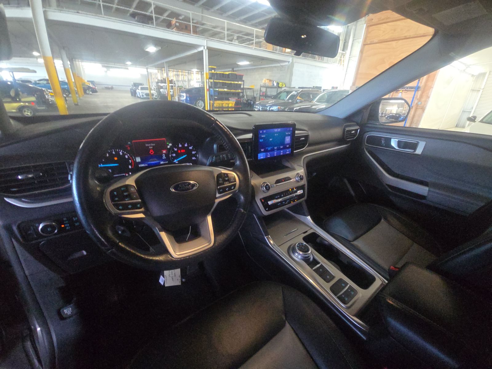 2022 Ford Explorer XLT RWD