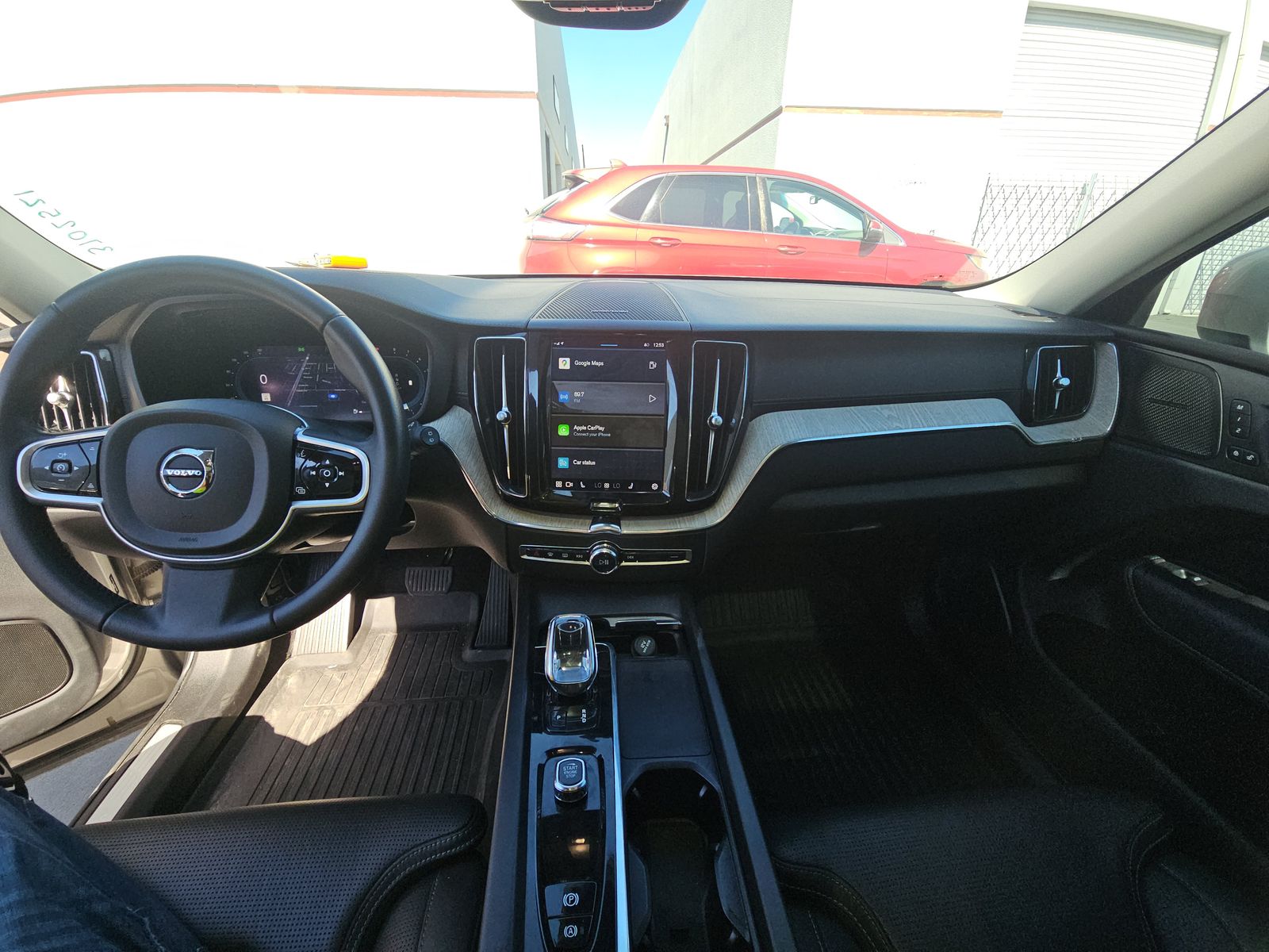 2022 Volvo XC60 B5 Inscription FWD