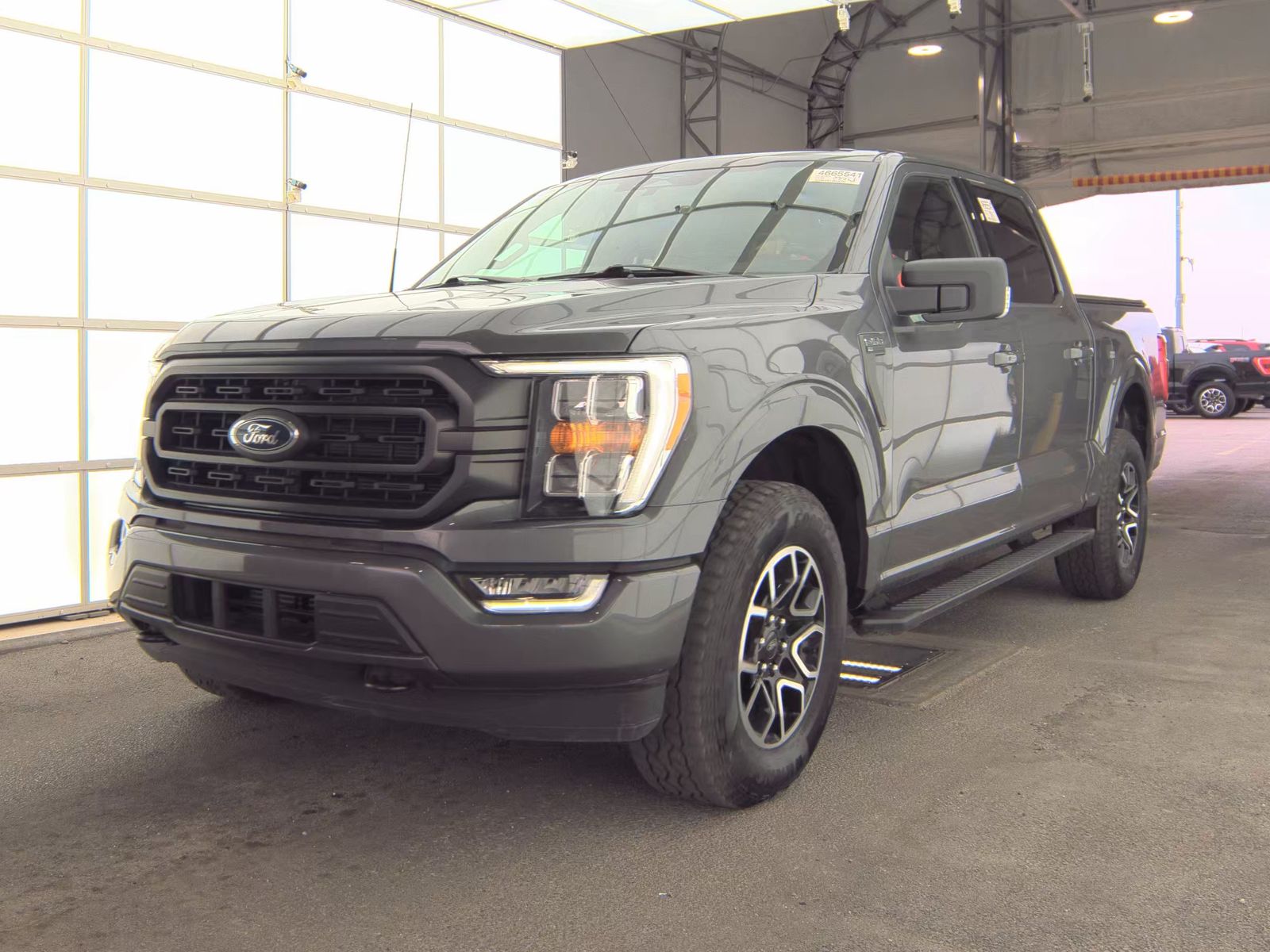 2023 Ford F-150 XLT AWD