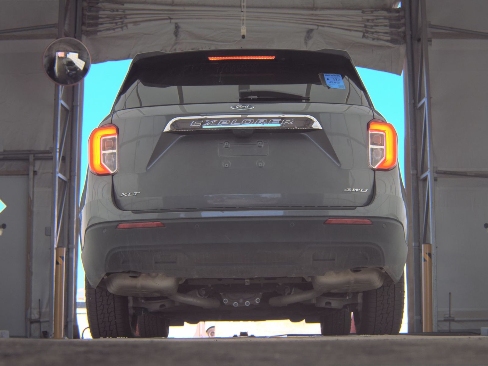 2023 Ford Explorer XLT AWD