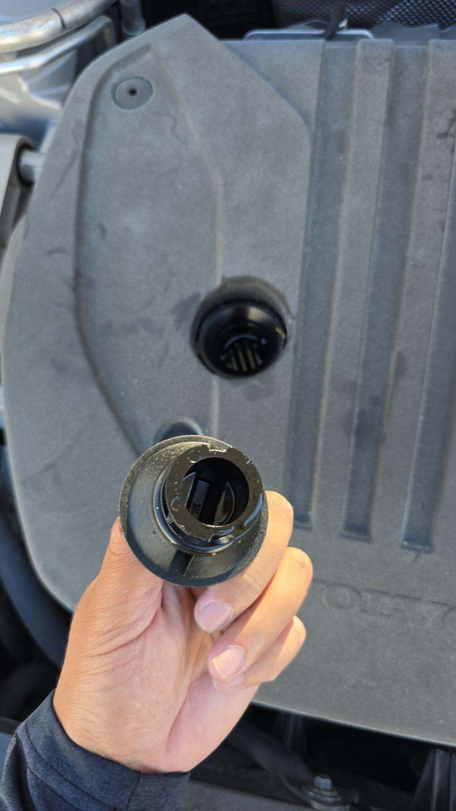 2022 Volvo XC60 B5 Inscription FWD