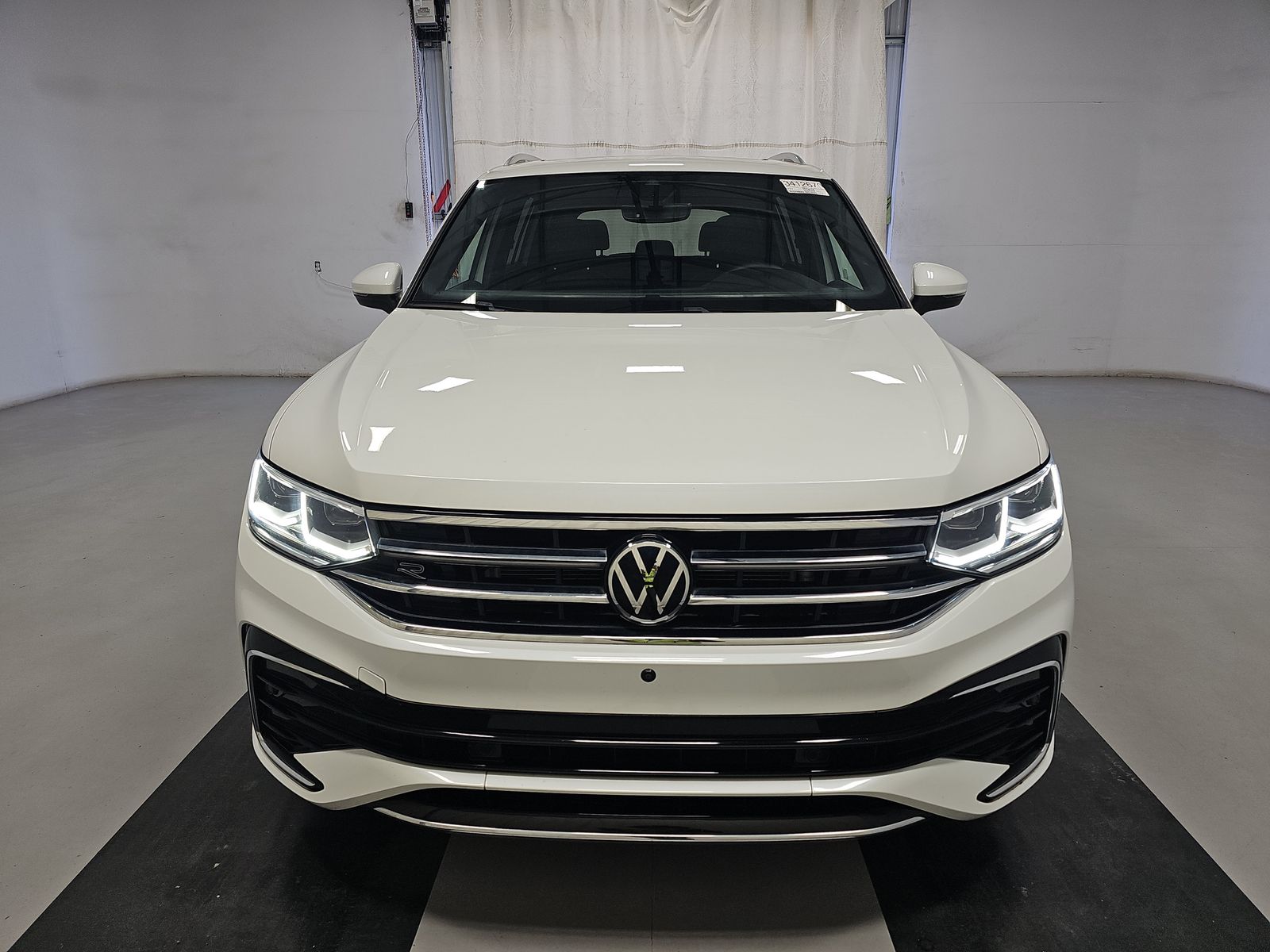 2024 Volkswagen Tiguan 2.0T SEL R-Line AWD