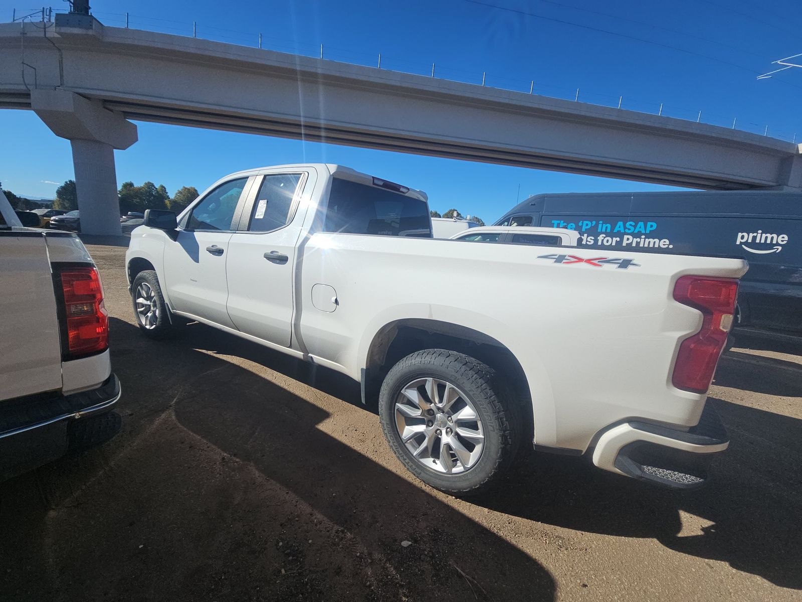 2022 Chevrolet Silverado 1500 Custom AWD
