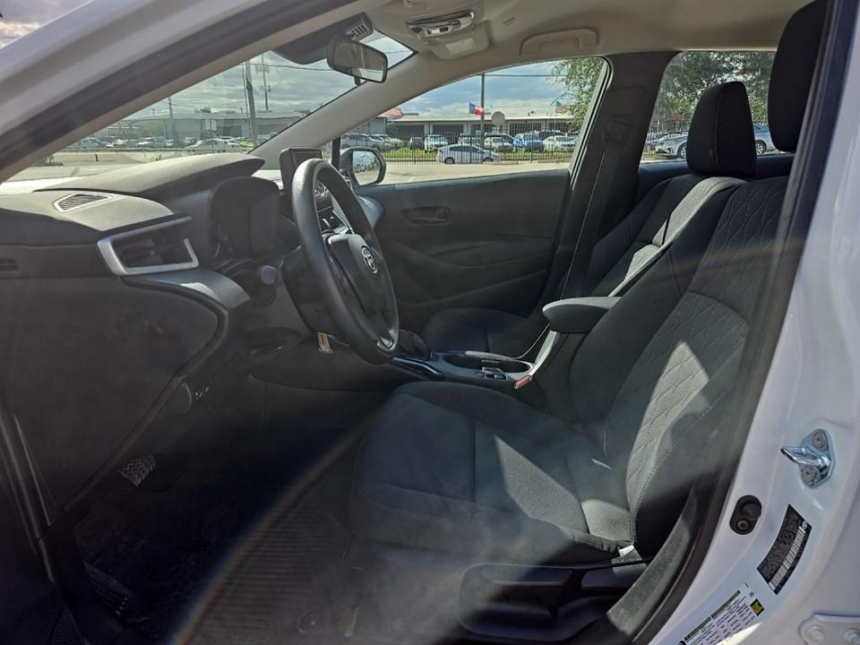 2025 Toyota Corolla LE FWD