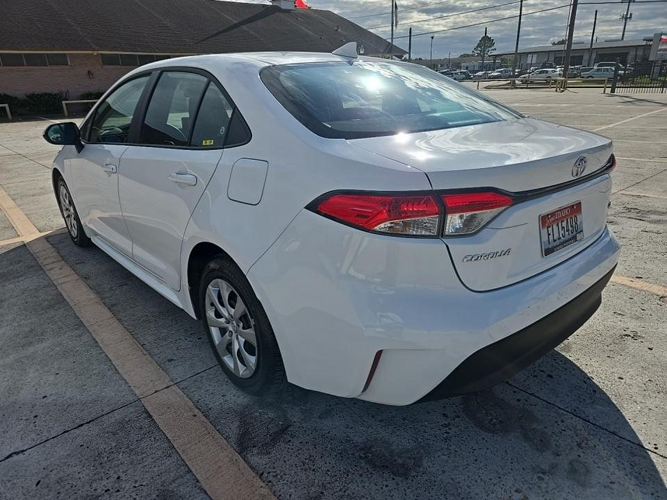 2025 Toyota Corolla LE FWD