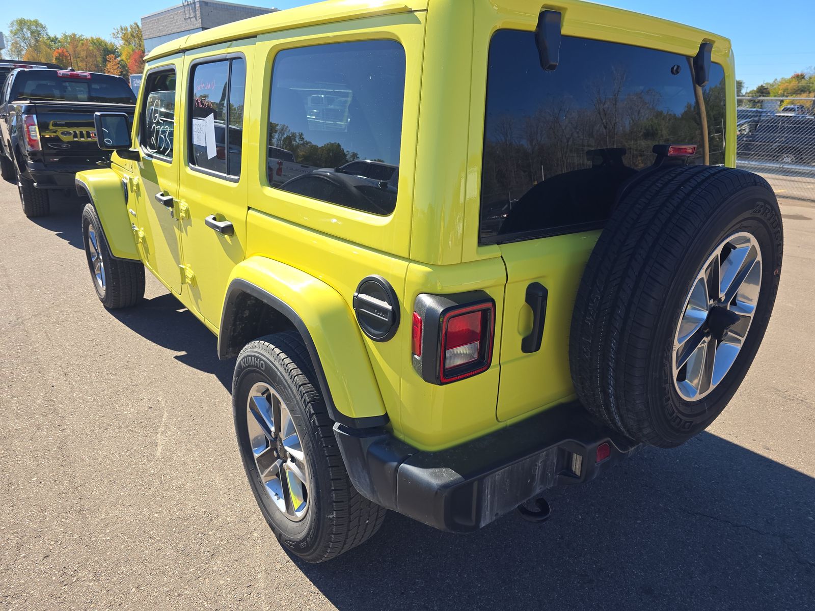 2023 Jeep Wrangler Sahara AWD