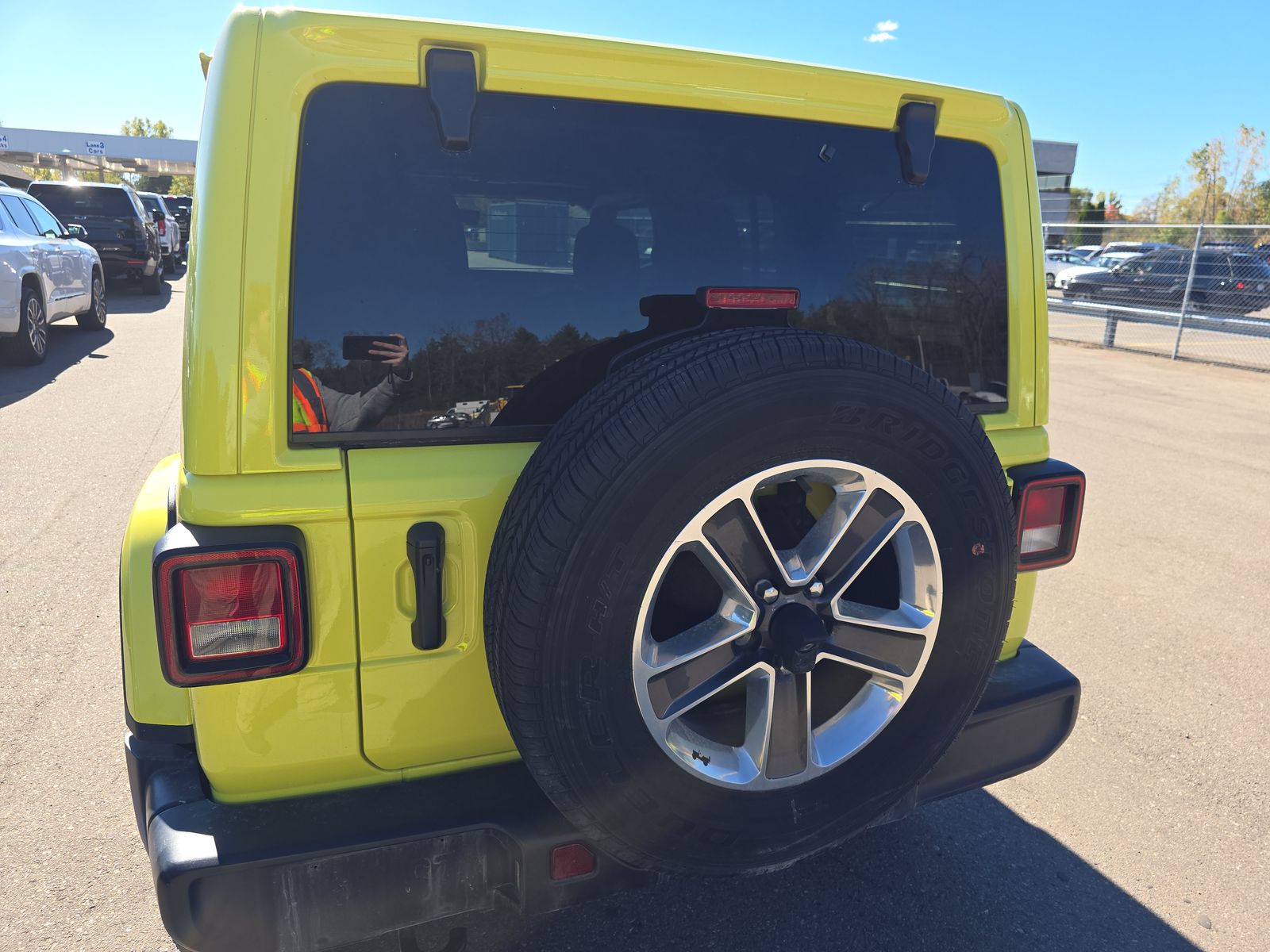 2023 Jeep Wrangler Sahara AWD