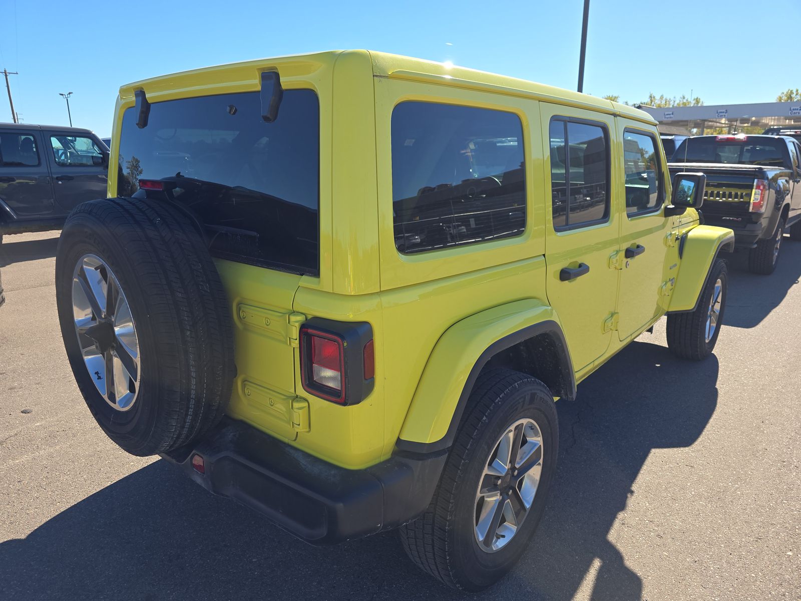 2023 Jeep Wrangler Sahara AWD