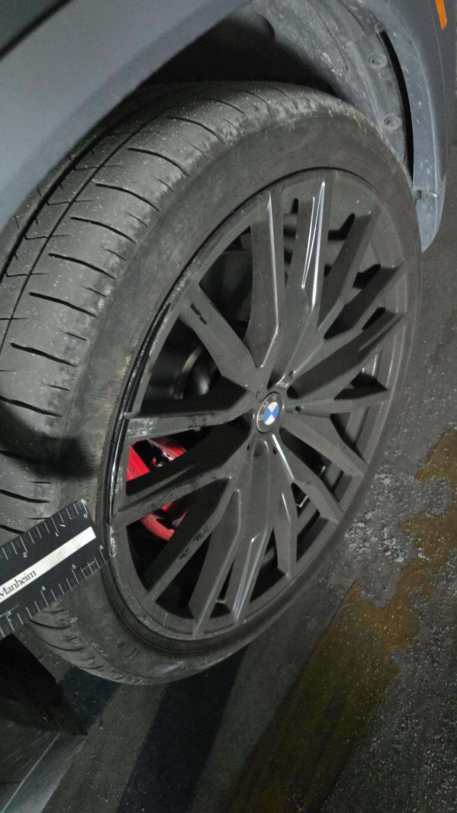 2025 BMW X6 M60i xDrive AWD