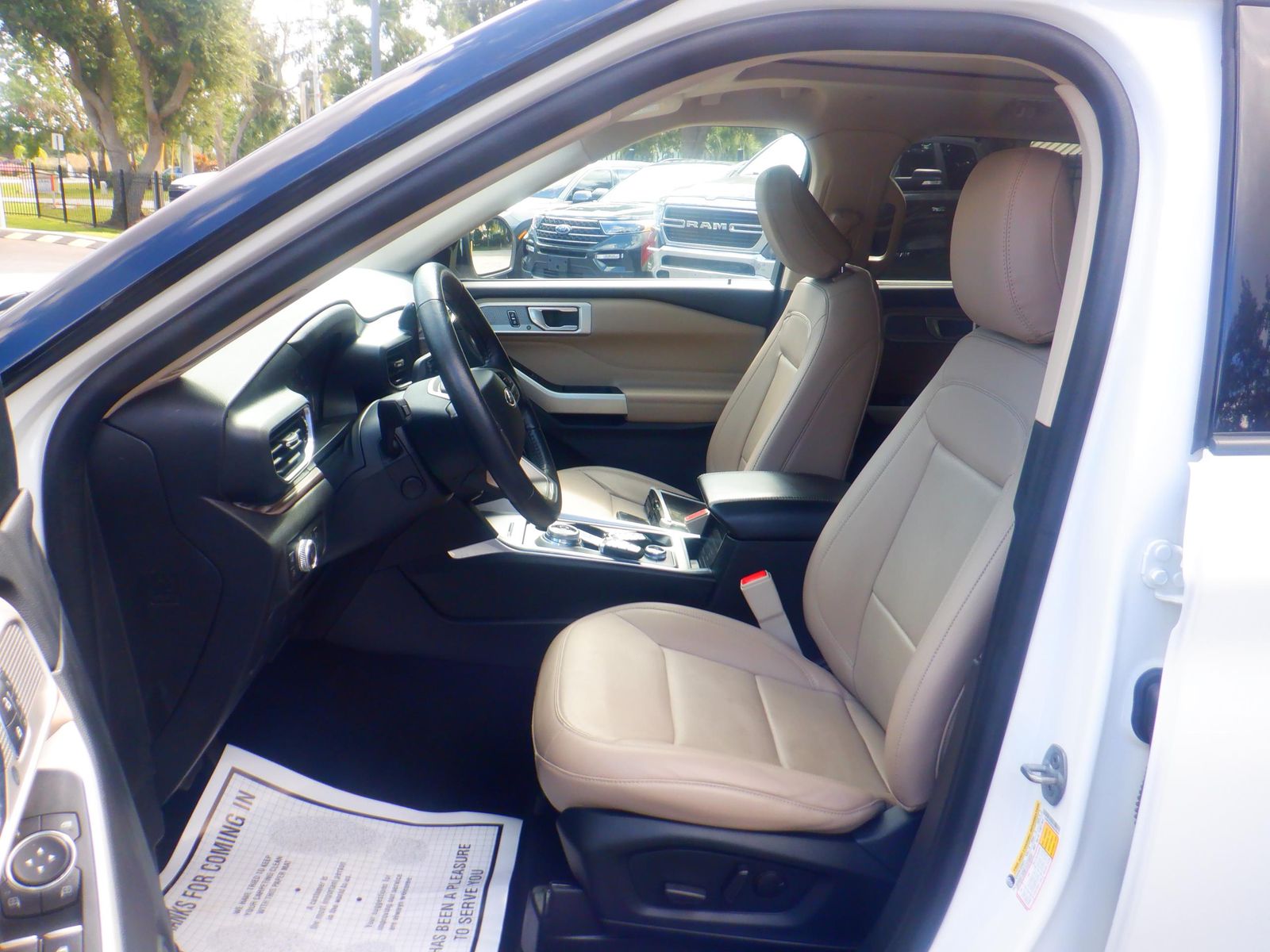 2022 Ford Explorer Hybrid Limited AWD