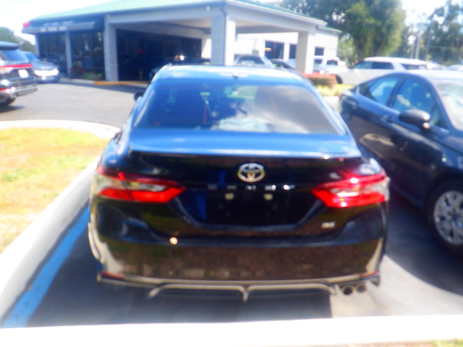 2024 Toyota Camry SE FWD