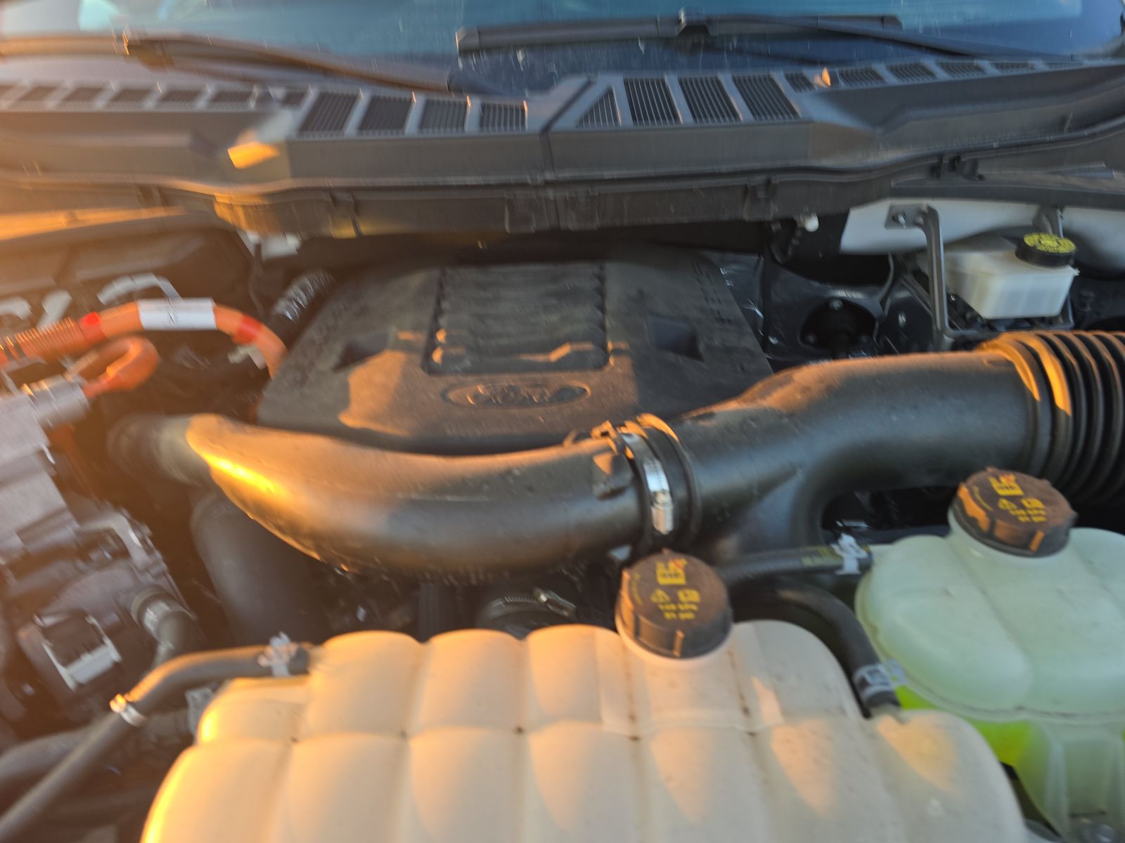 2023 Ford F-150 Hybrid XLT AWD