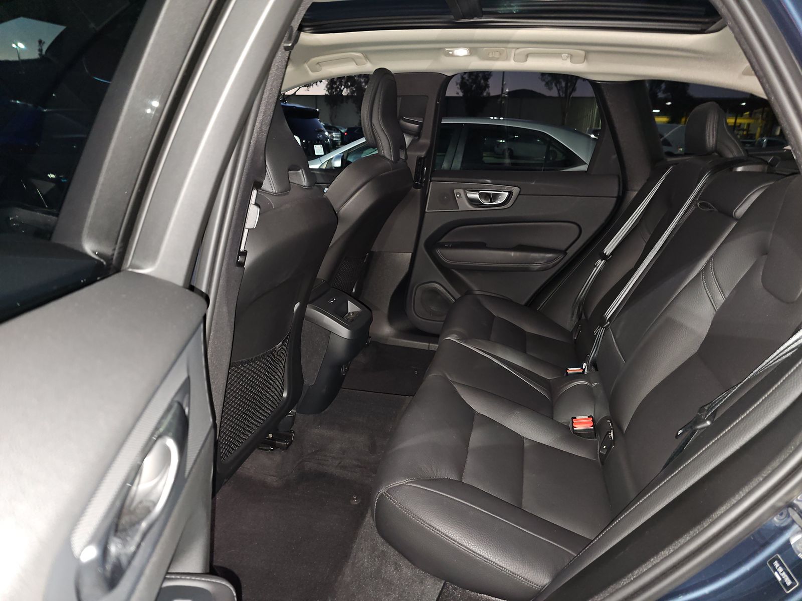 2024 Volvo XC60 B5 Plus AWD