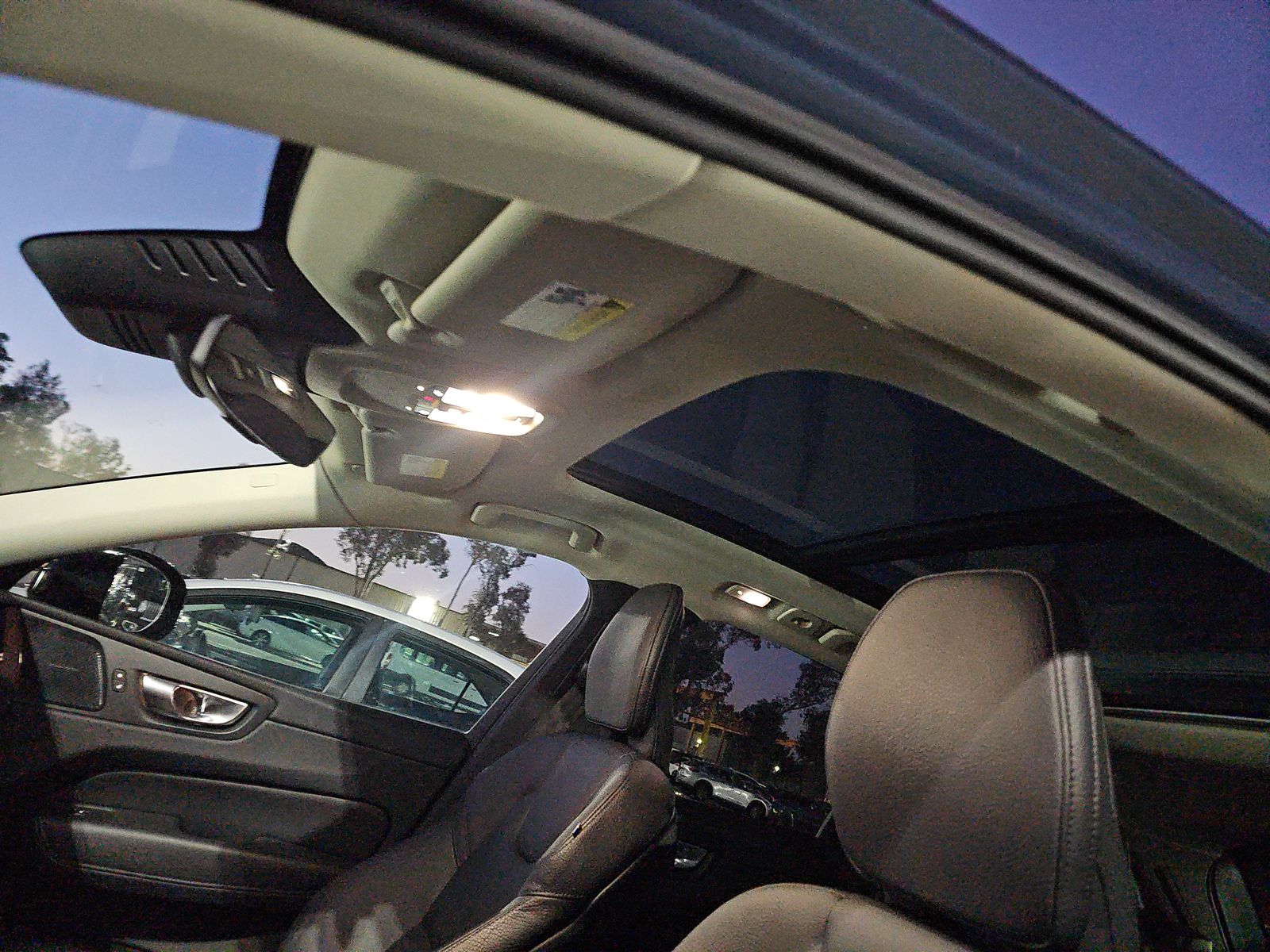 2024 Volvo XC60 B5 Plus AWD