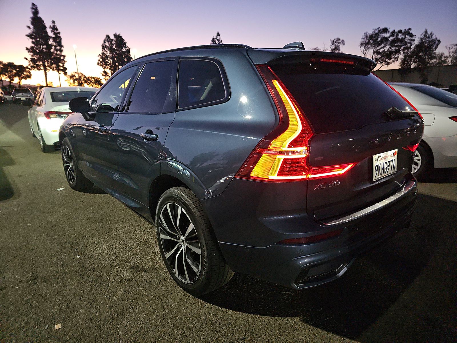2024 Volvo XC60 B5 Plus AWD