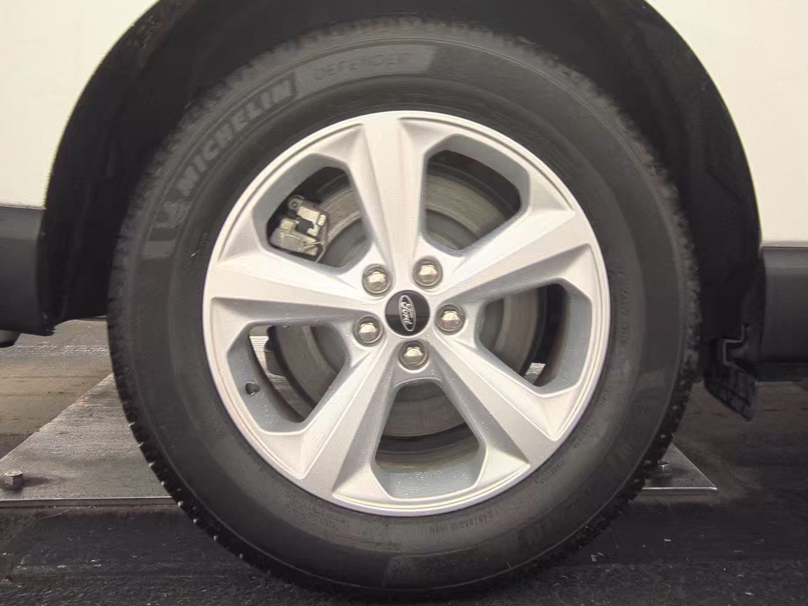 2024 Ford Edge SE AWD